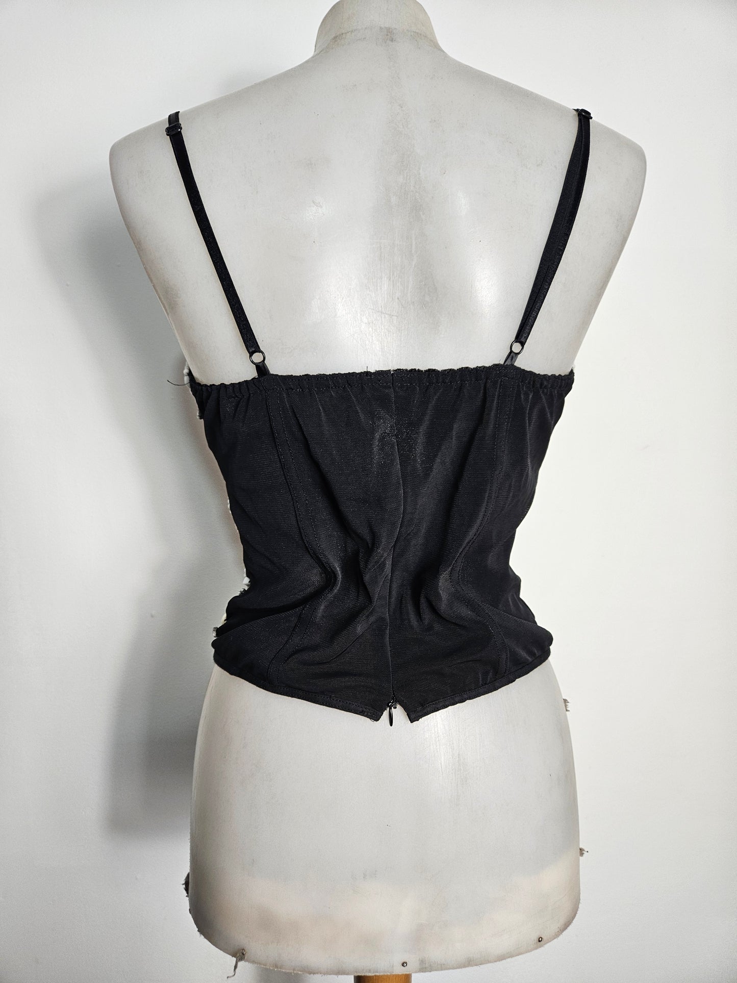 Top embroidered with pearls and stones