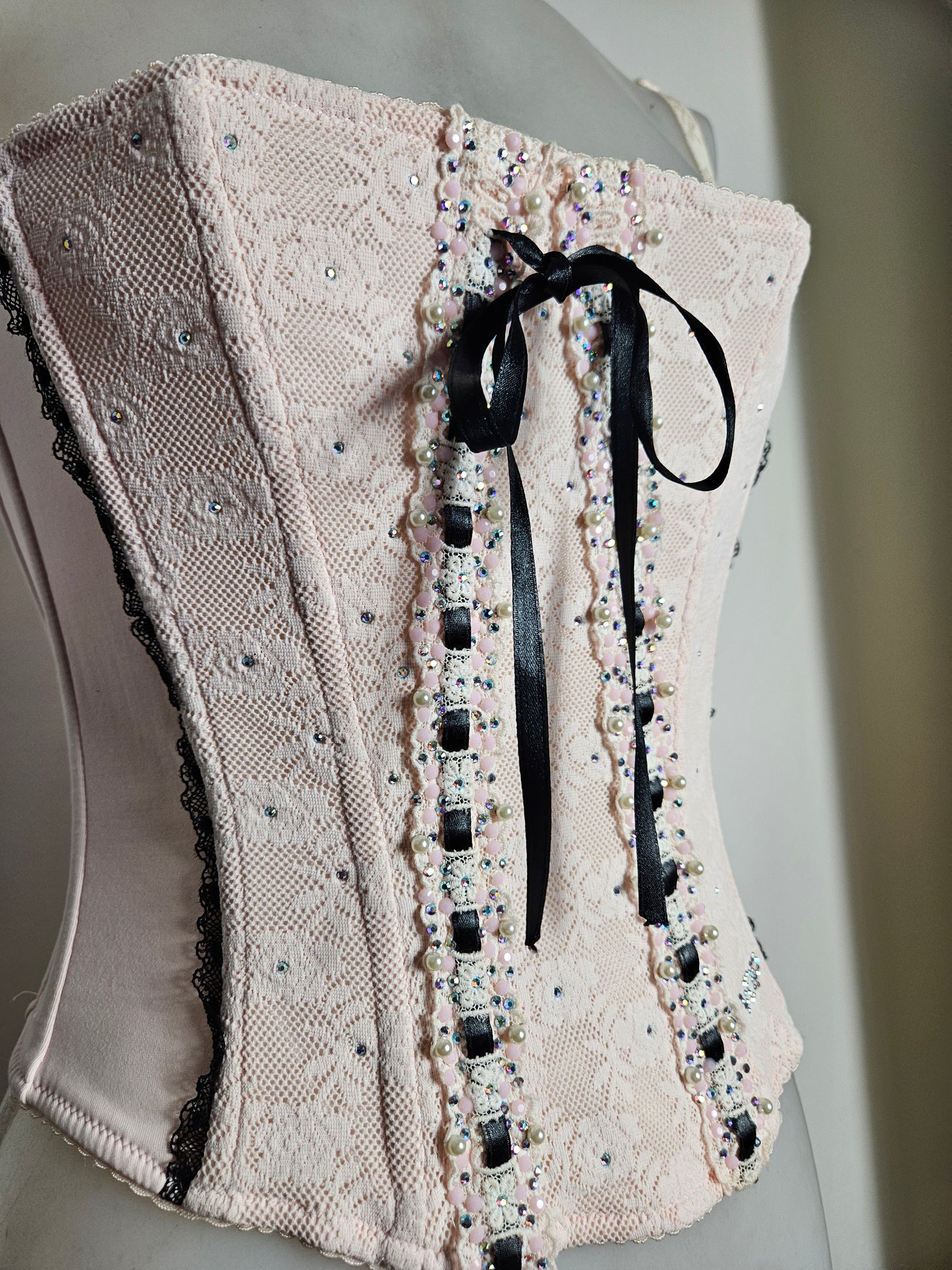 Bustier rose et noir