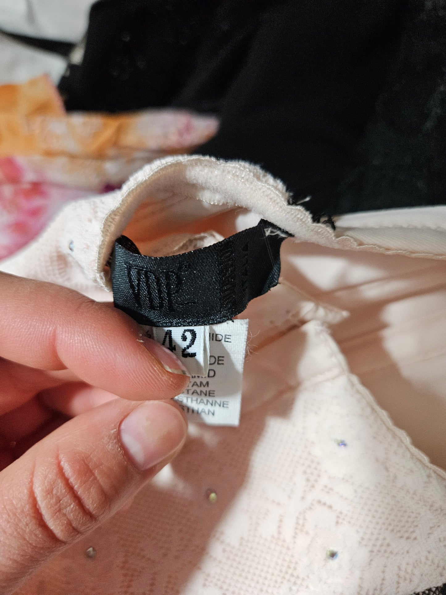 Bustier rose et noir