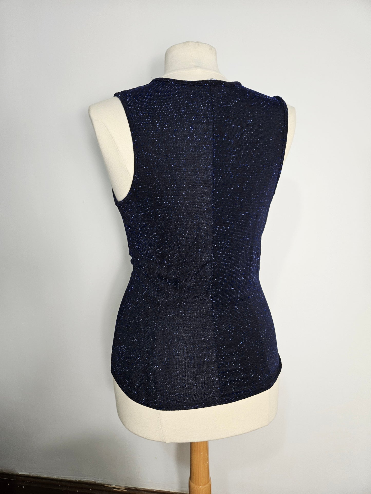 Haut col bénitier bleu