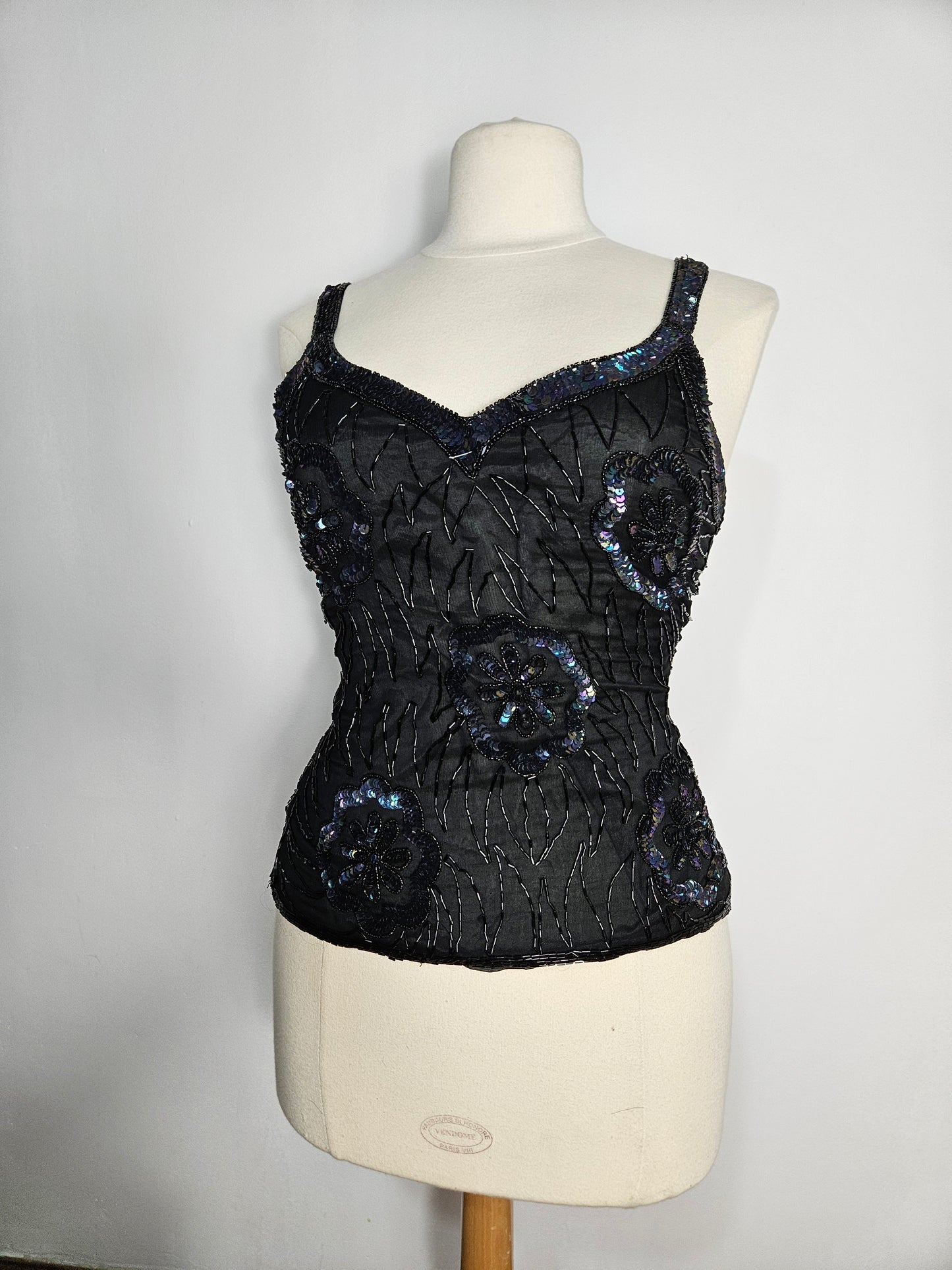 Haut en voile brodé de sequins