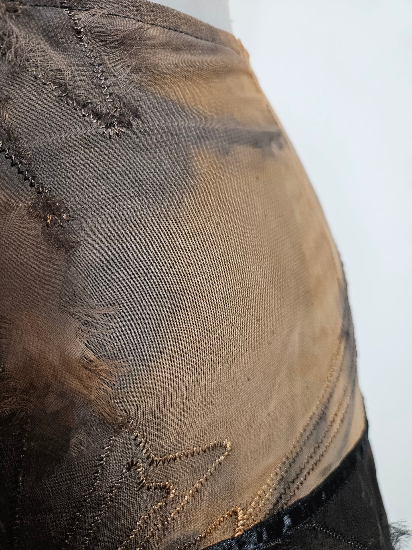 Jupe asymétrique tons marron