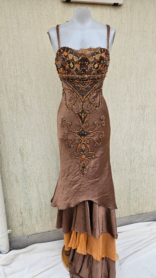 Robe de soirée brodée de perles