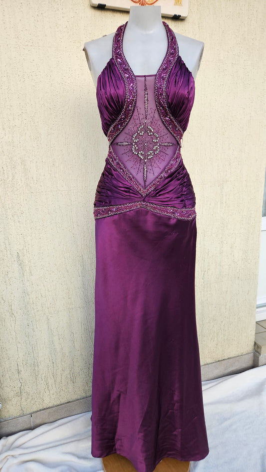 Robe satinée dos nu