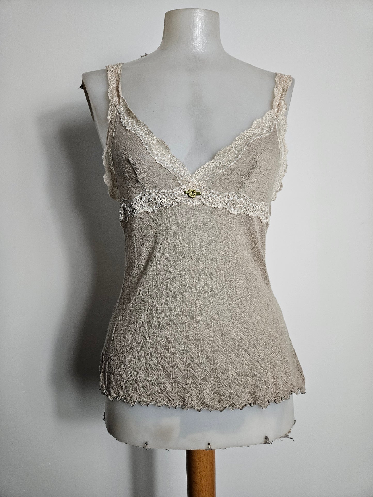 Haut beige en voile et dentelle m