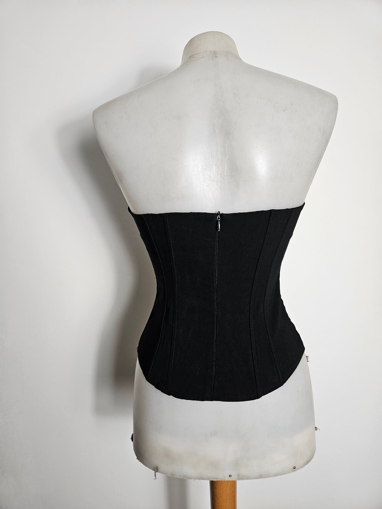 Bustier à baleines noir et blanc