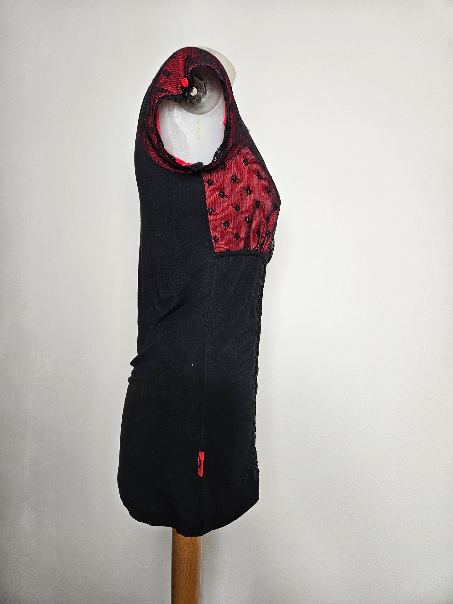 Red and black Queen of Darkness top