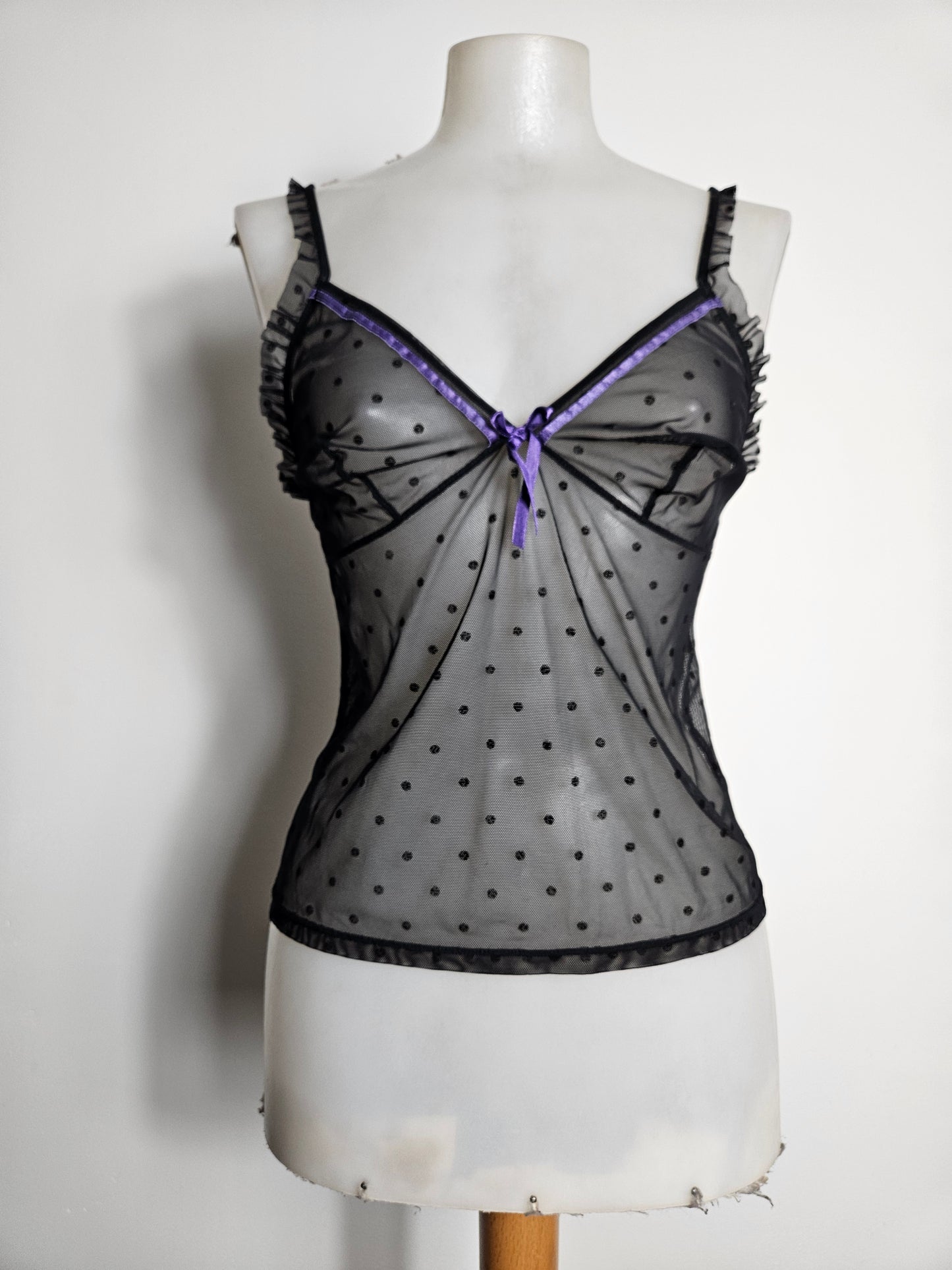 Haut en voile noir et violet