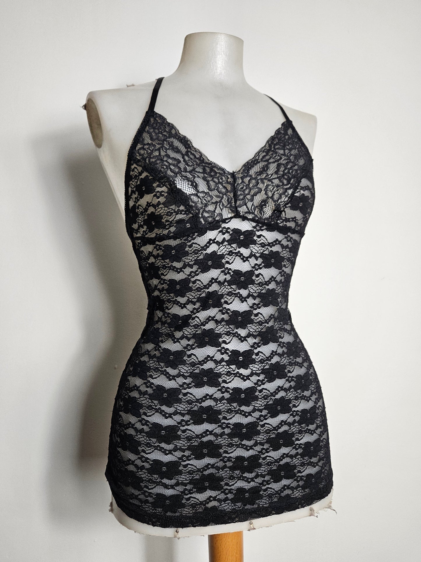 Haut en dentelle noir