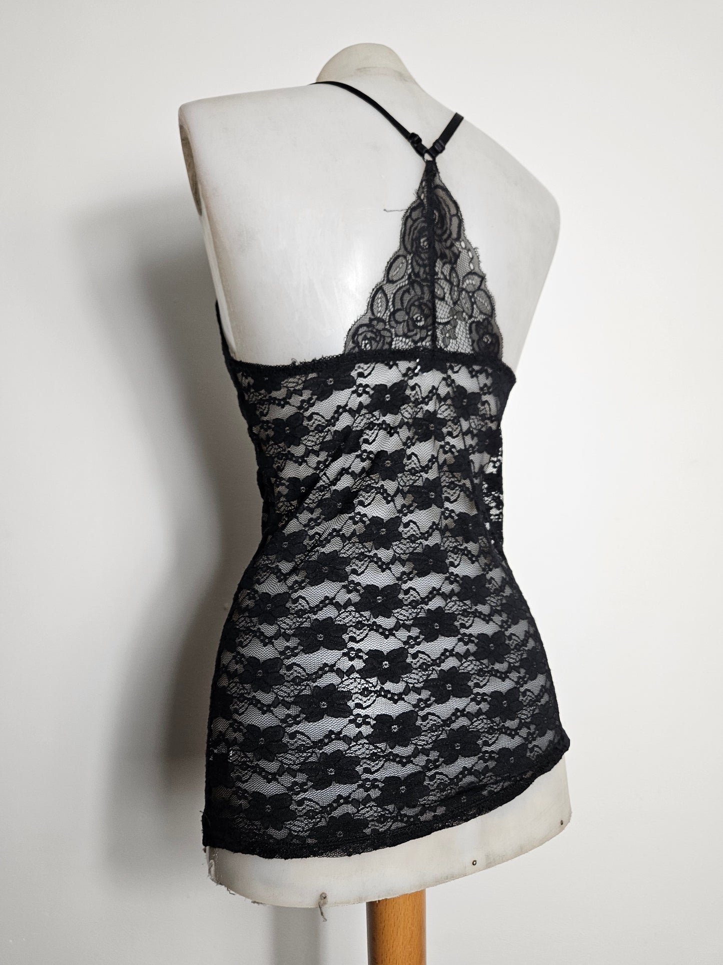 Haut en dentelle noir