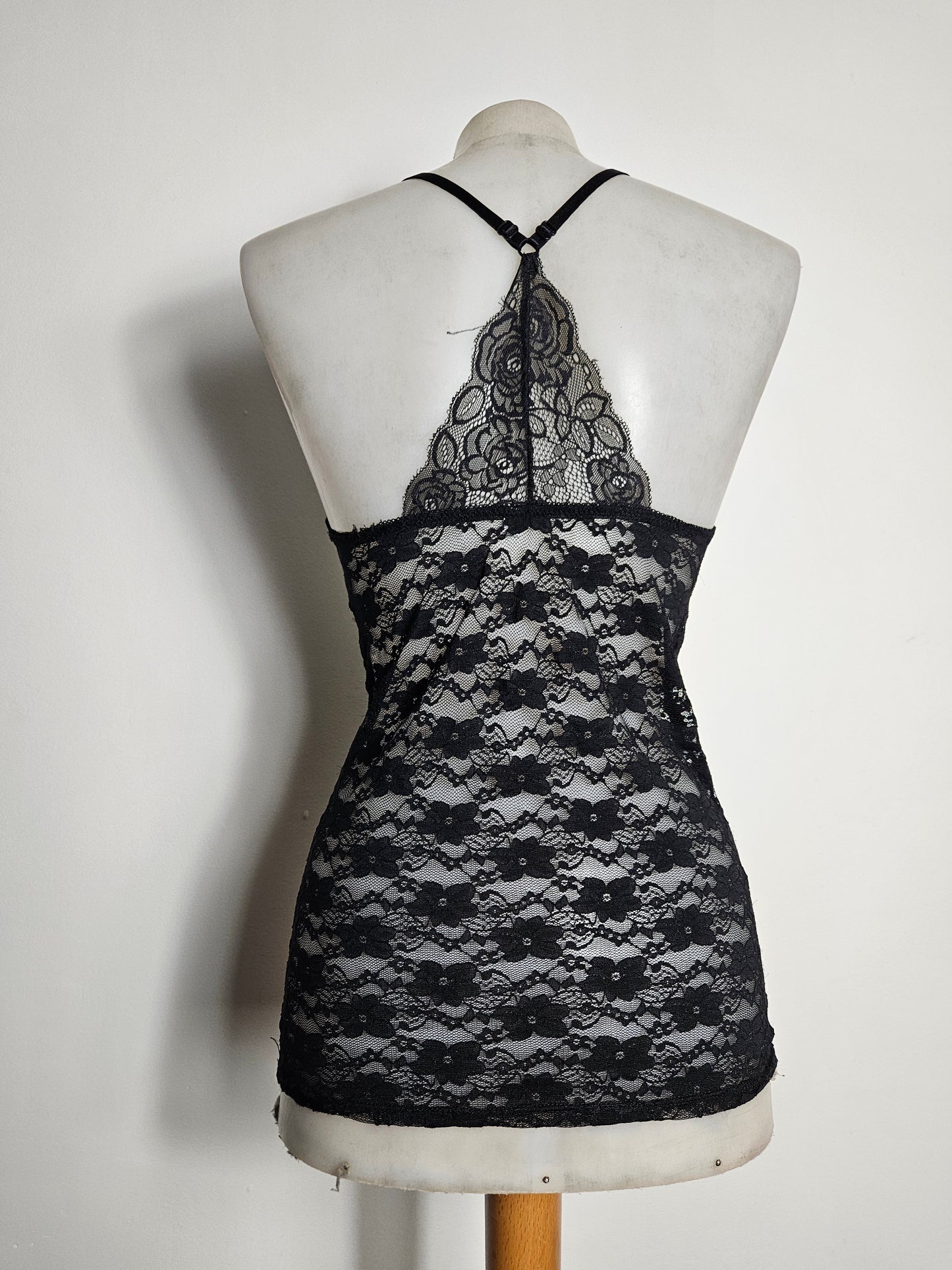 Haut en dentelle noir