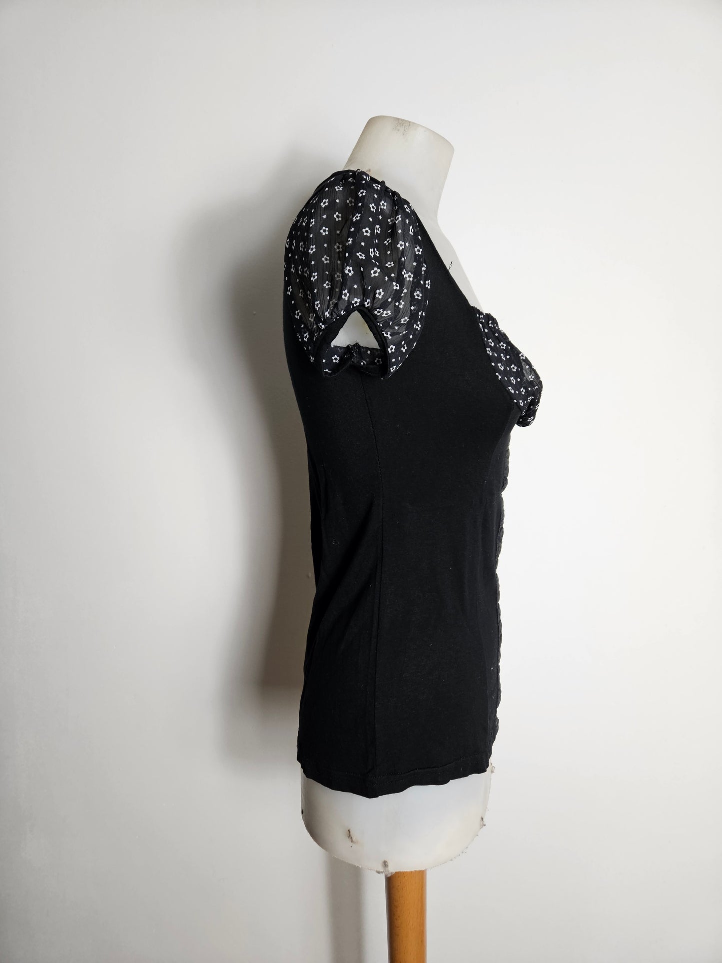 High-effect polka dot layering