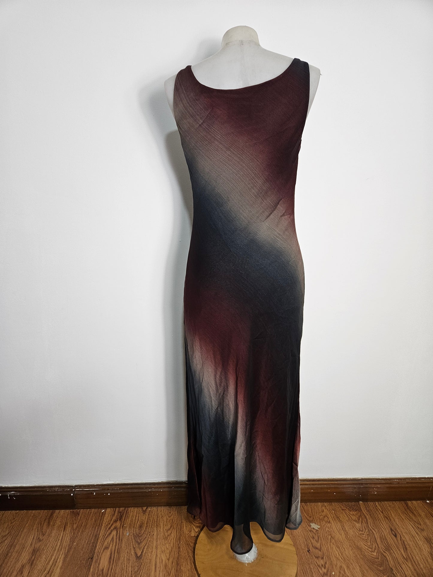 Robe dégradée brodée de perles