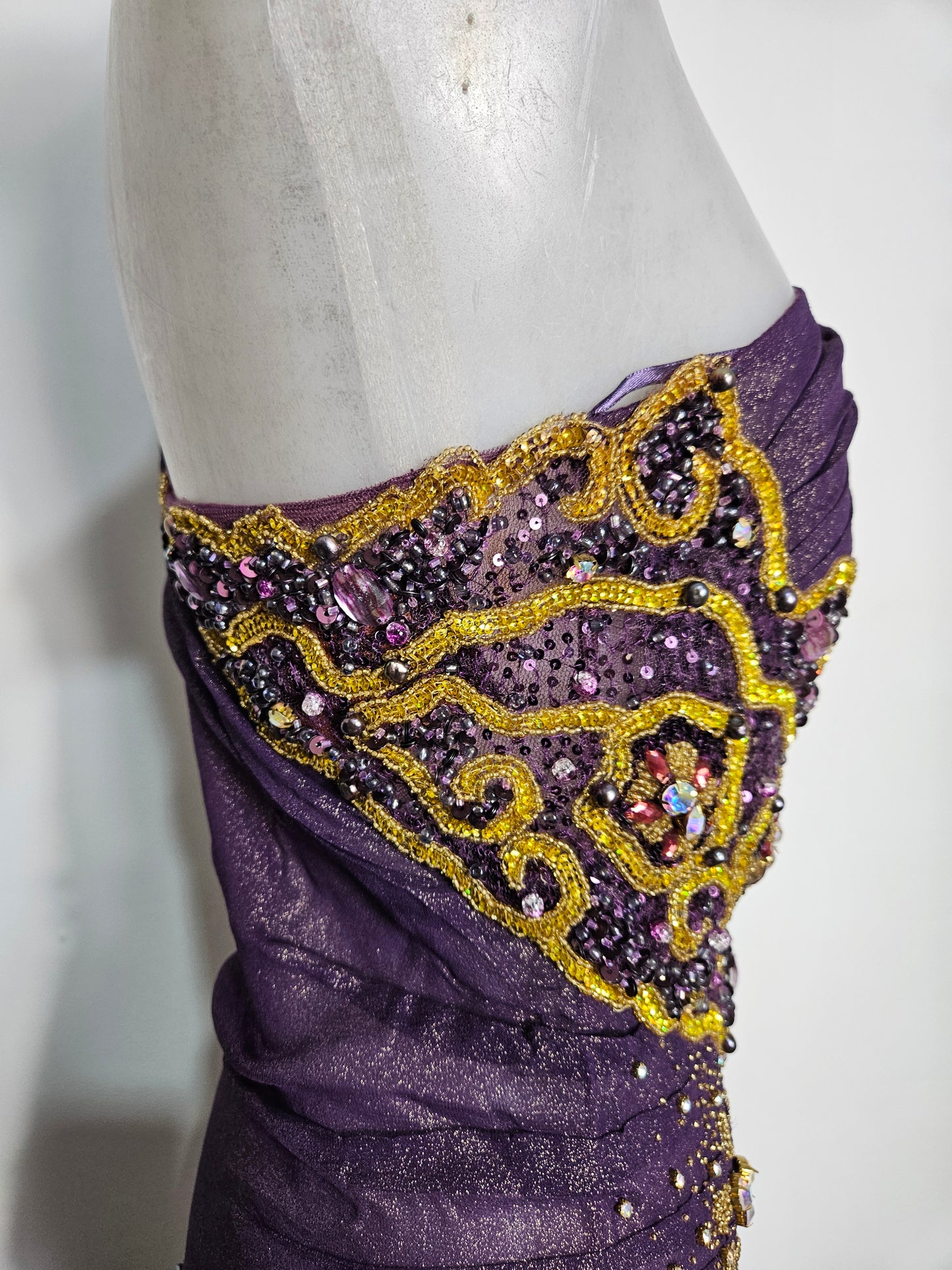 Maxi robe violette brodée