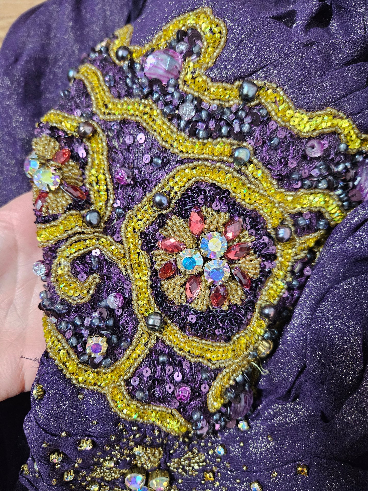 Maxi robe violette brodée