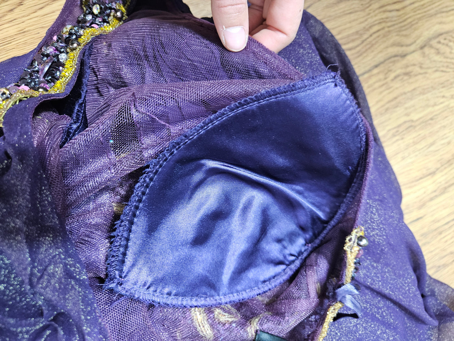 Maxi robe violette brodée