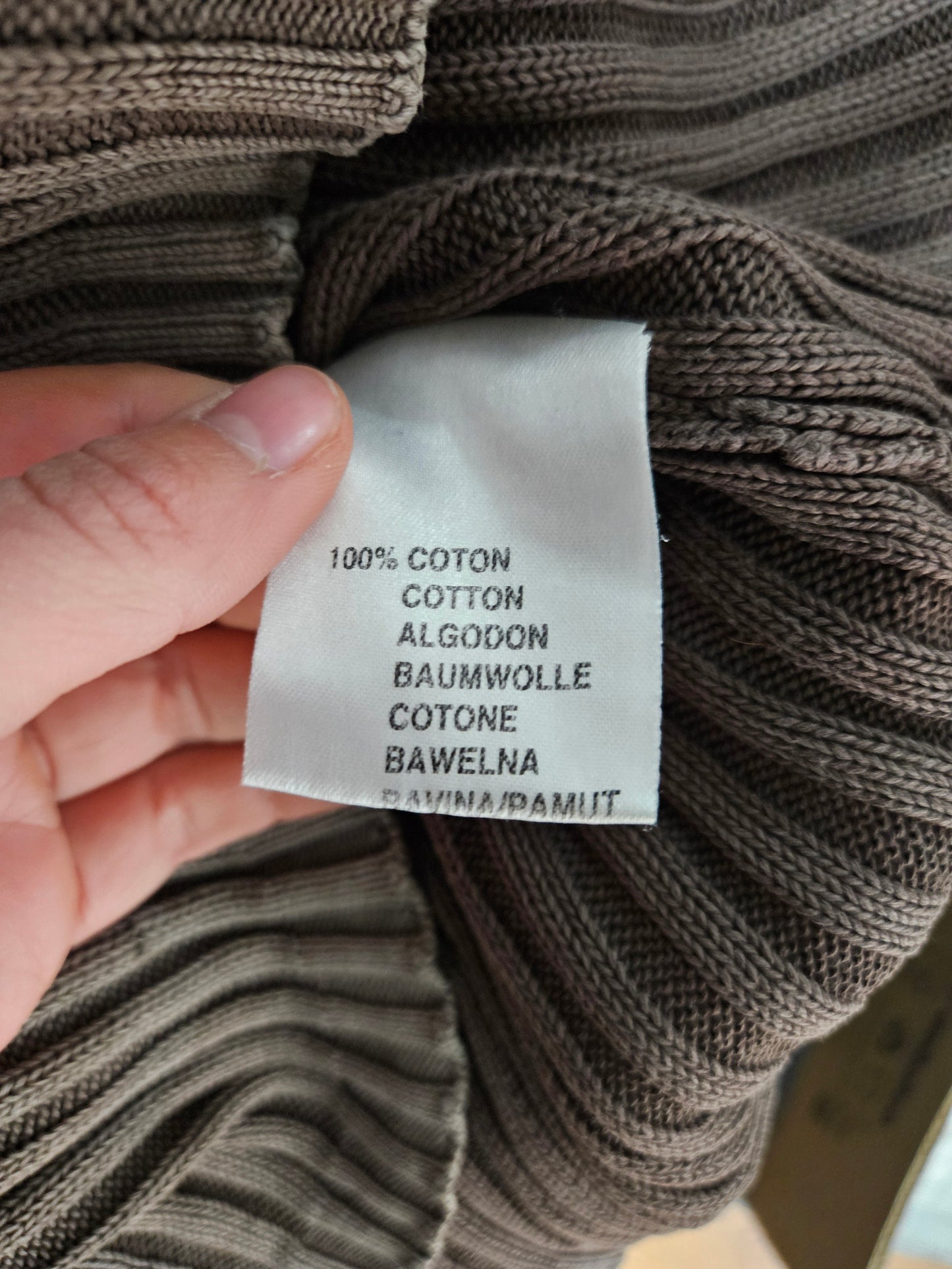 Ribbed khaki sweater