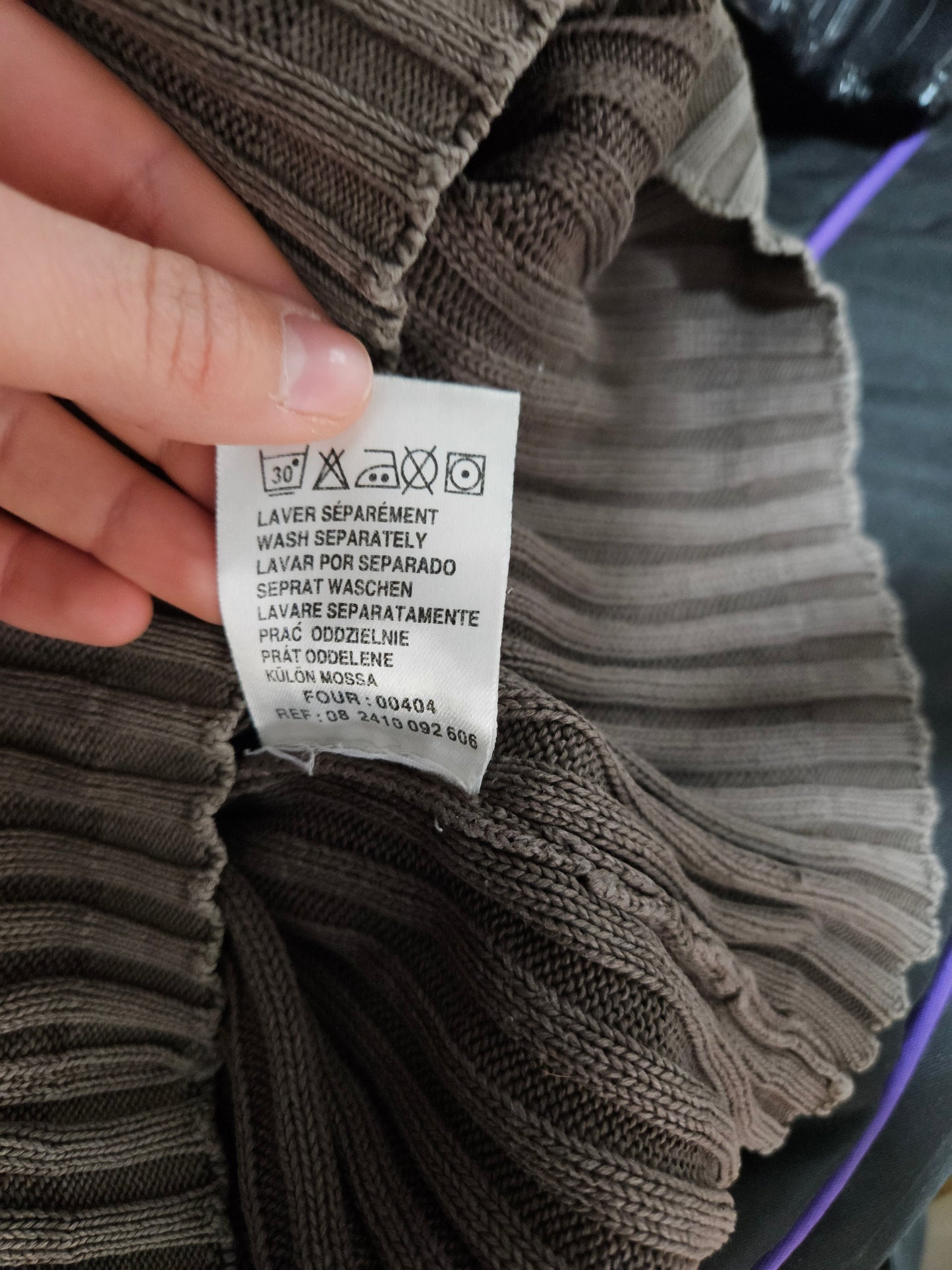 Ribbed khaki sweater