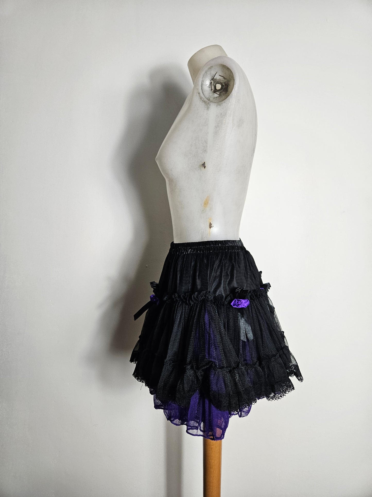 Mini jupe style tutu détails nœuds