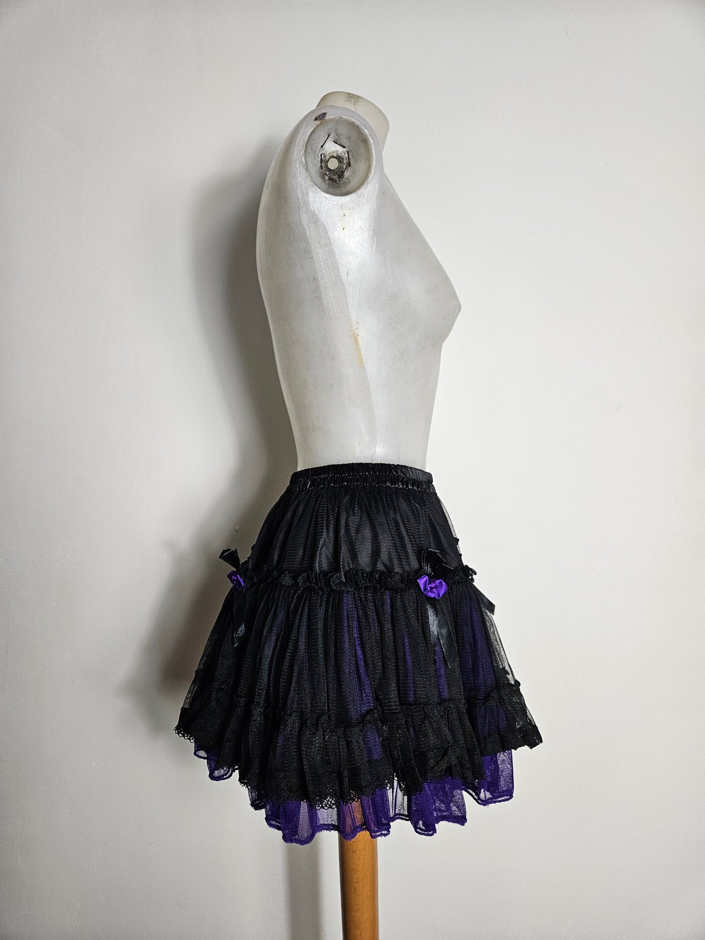 Mini jupe style tutu détails nœuds