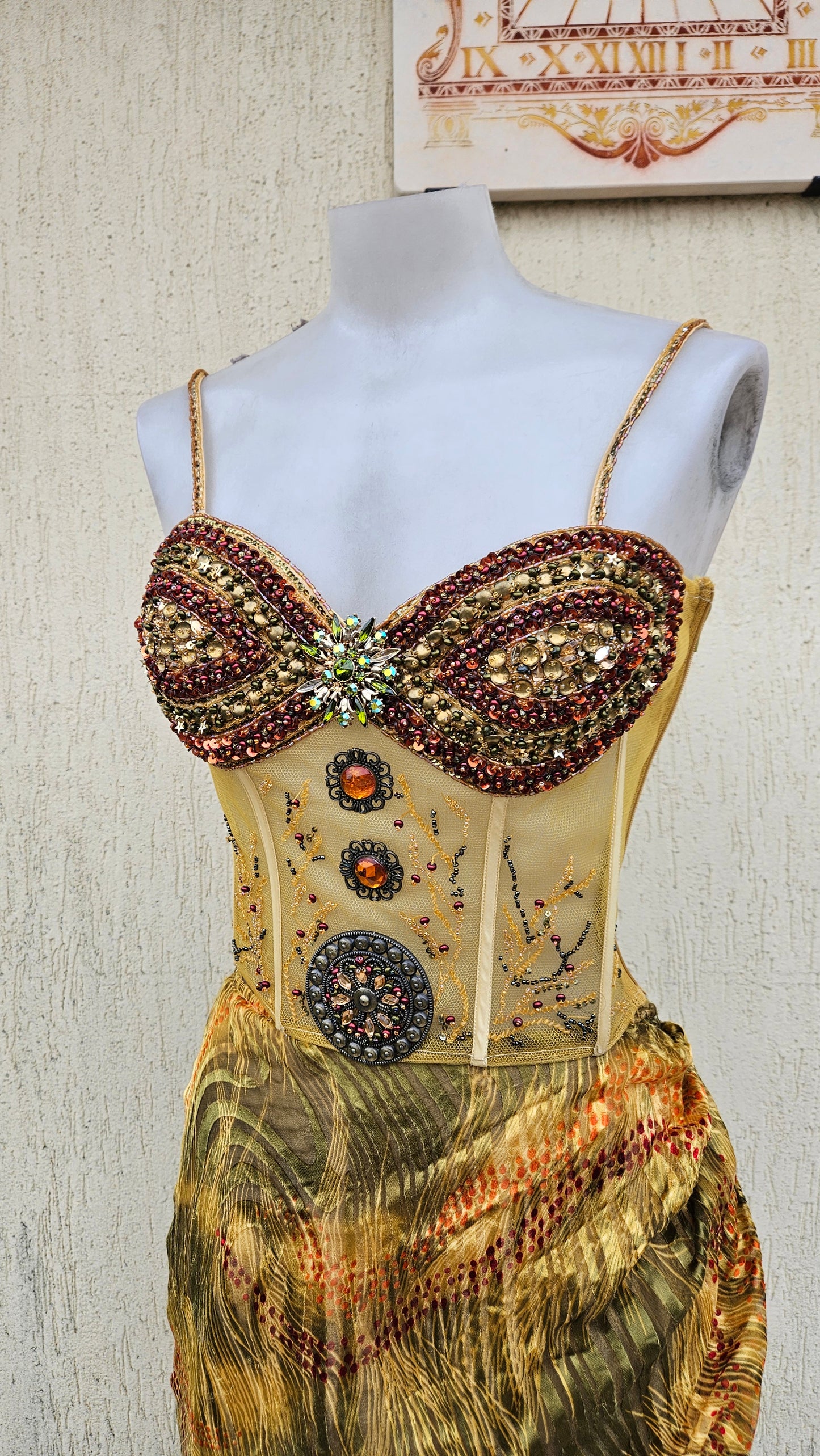 Ensemble en soie et broderies