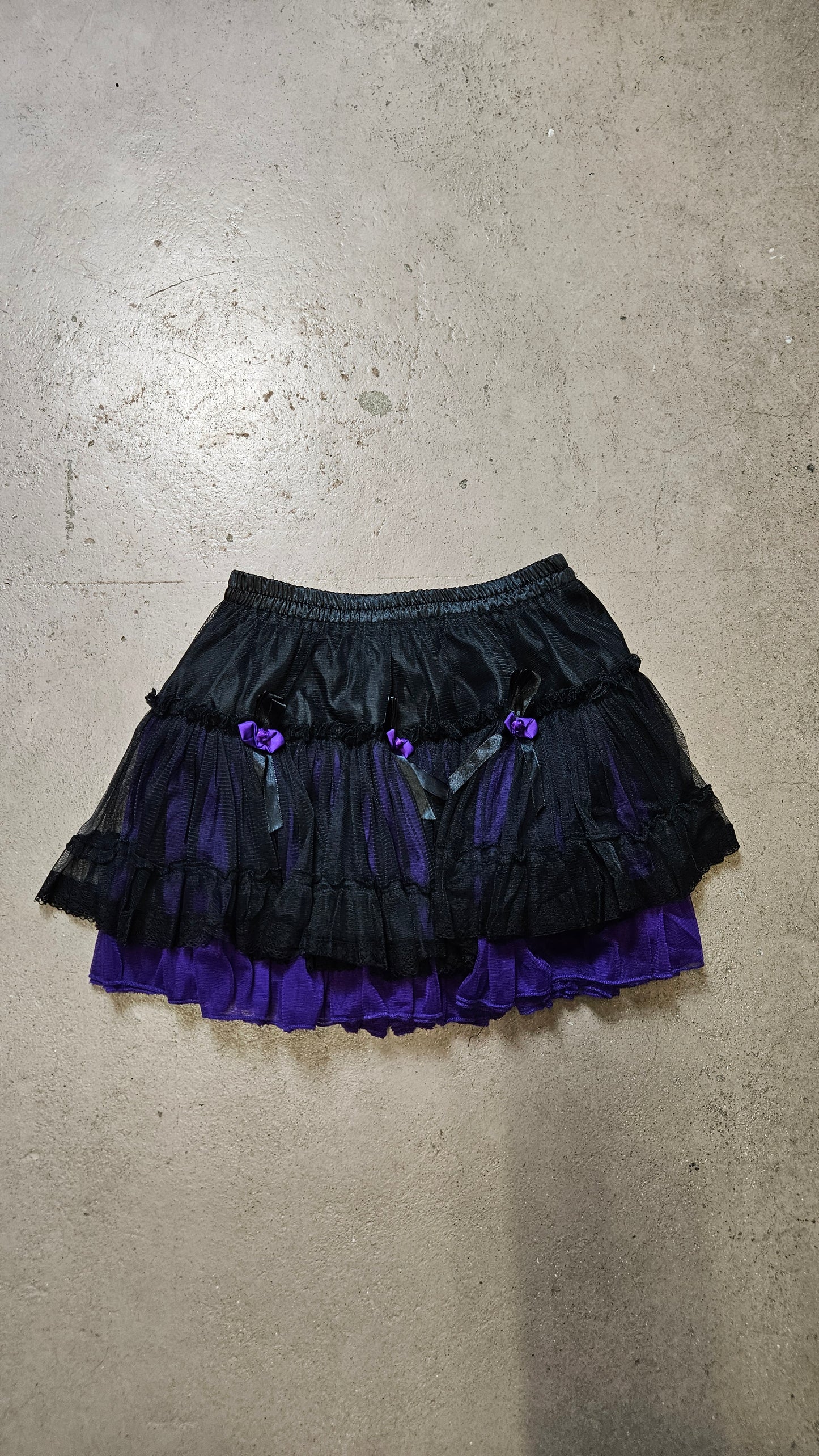 Mini jupe style tutu détails nœuds