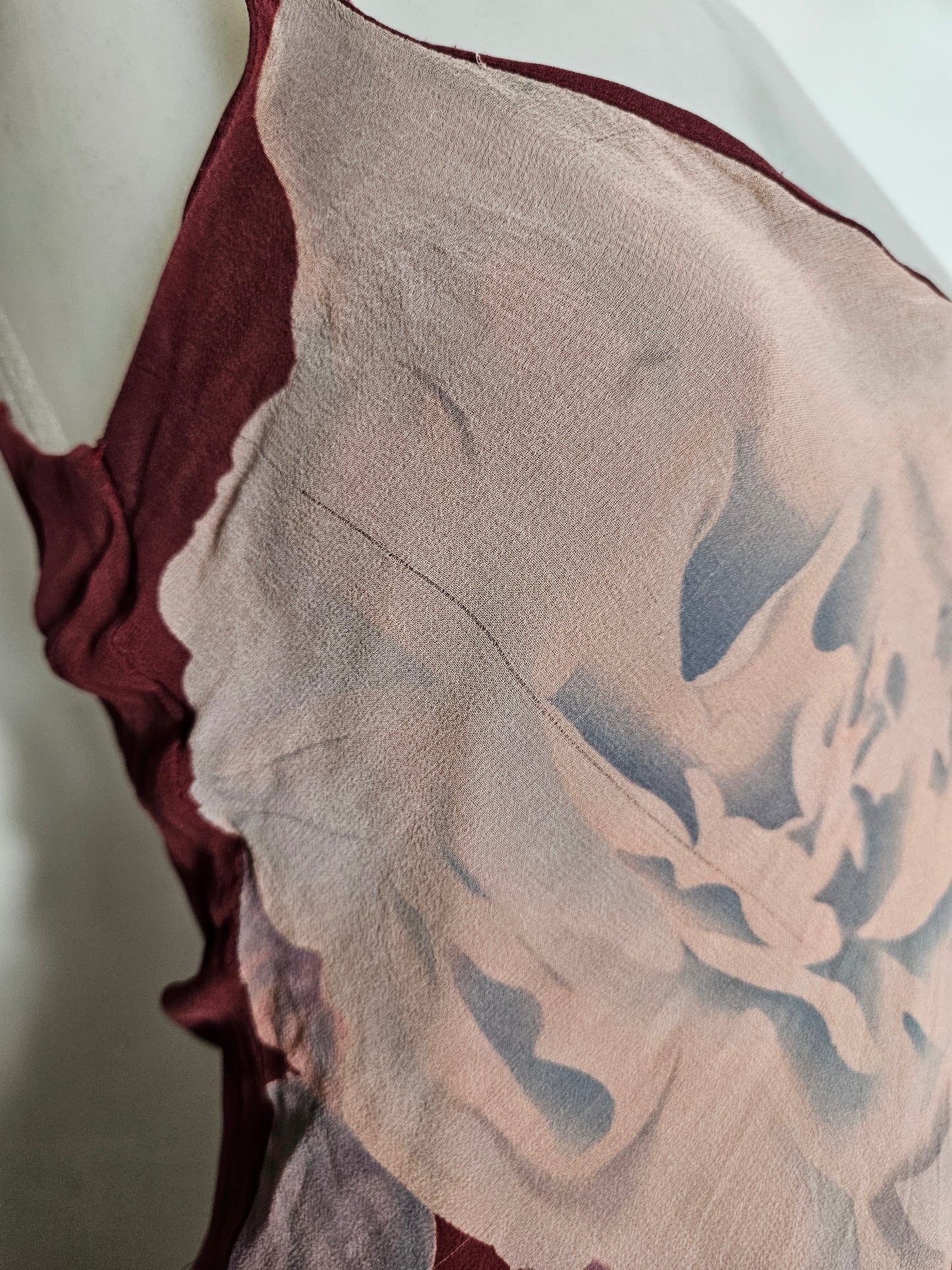 Robe en soie motif floral