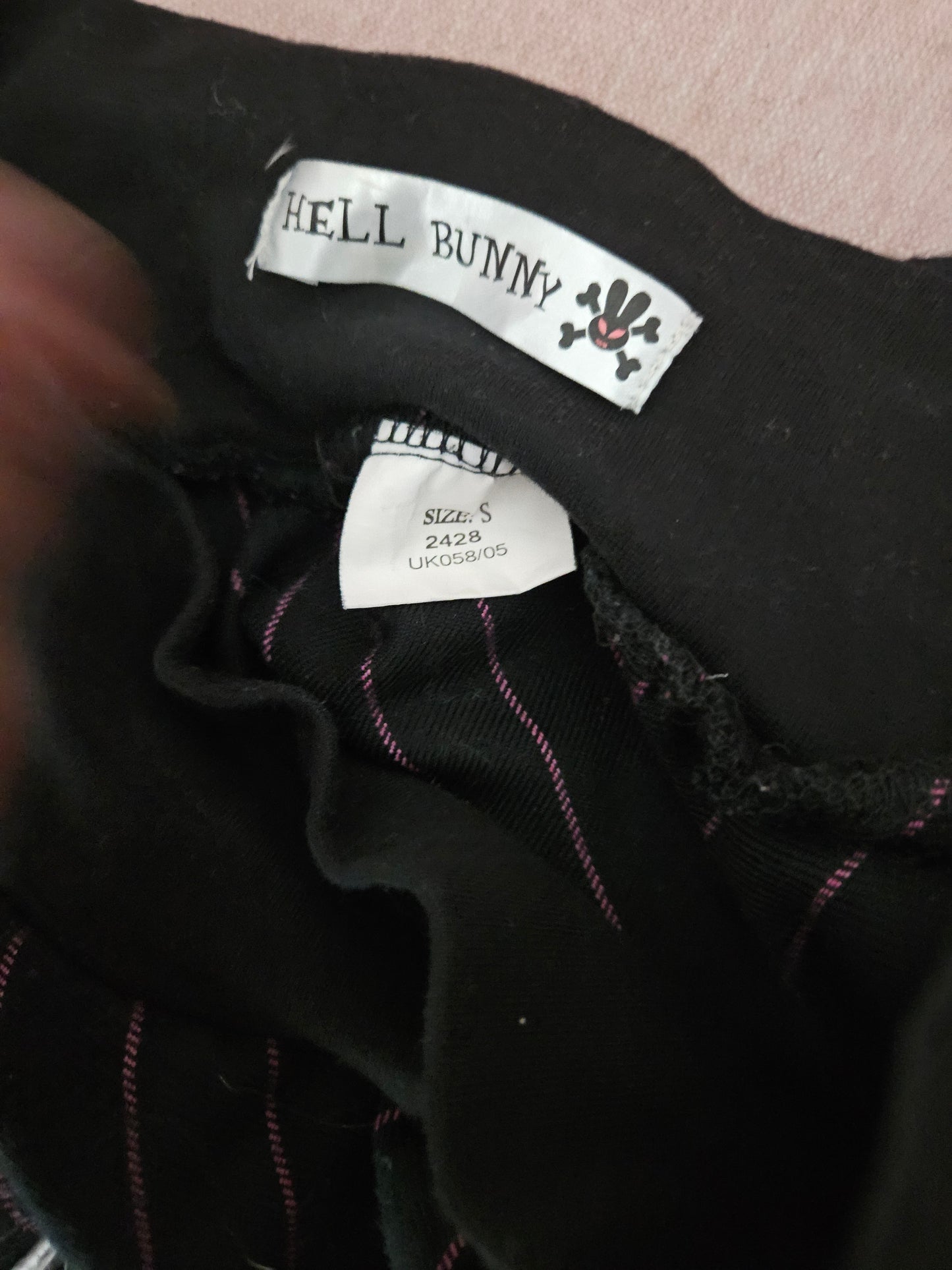 Jupe asymétrique à patch