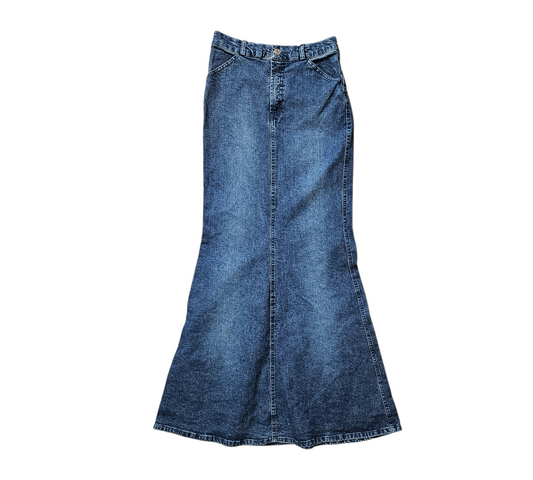 A dreamy 90s-inspired mermaid denim maxi skirt with a flared hem and a faded blue wash, perfect for a nostalgic reverie or whimsigoth aesthetic.