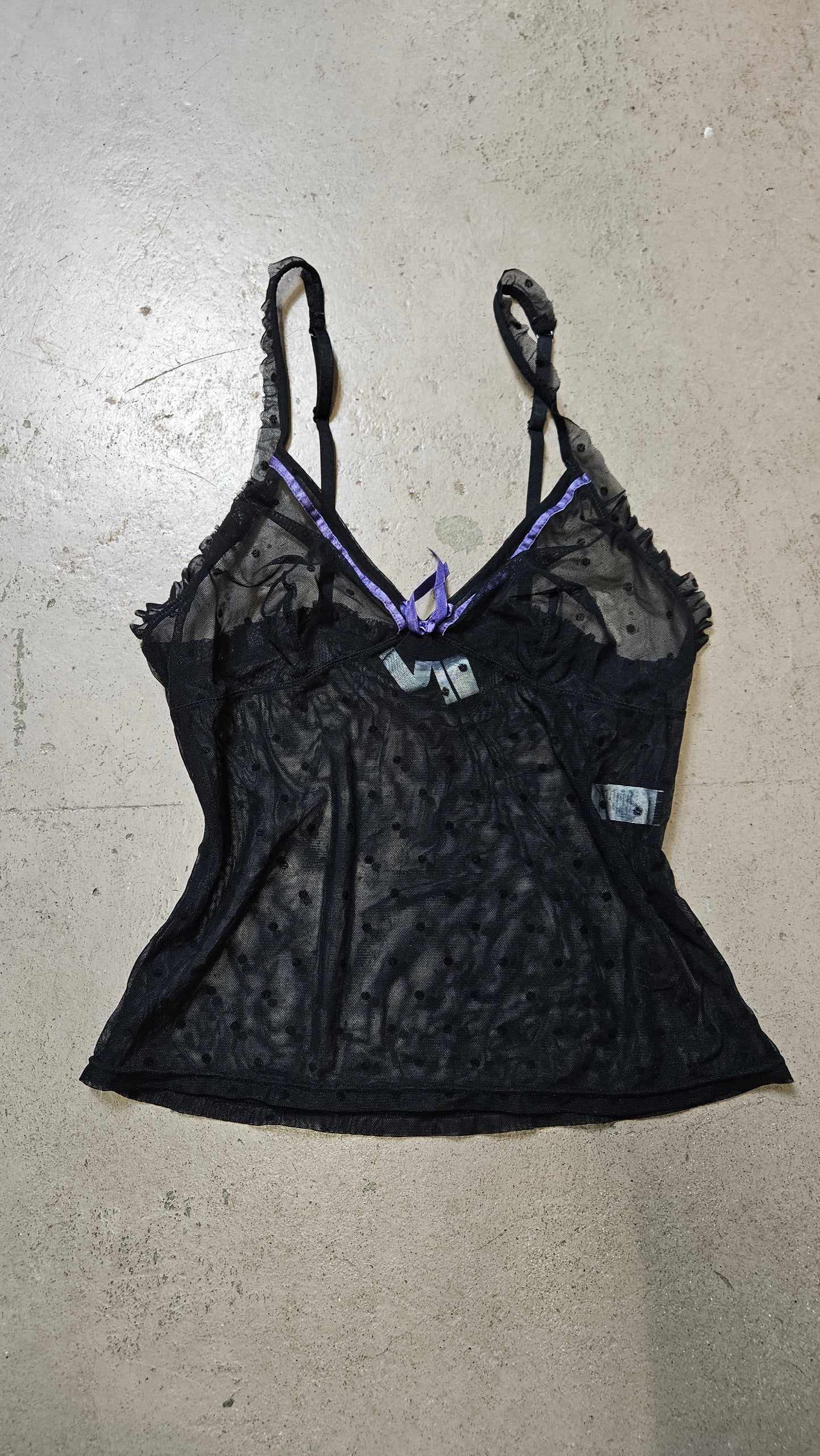 Haut en voile noir et violet