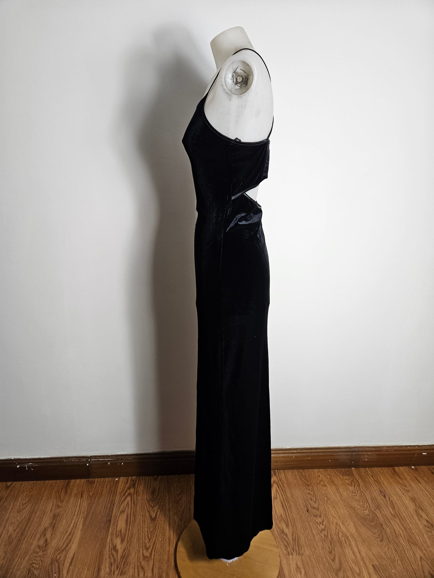 Maxivestido de terciopelo liso negro