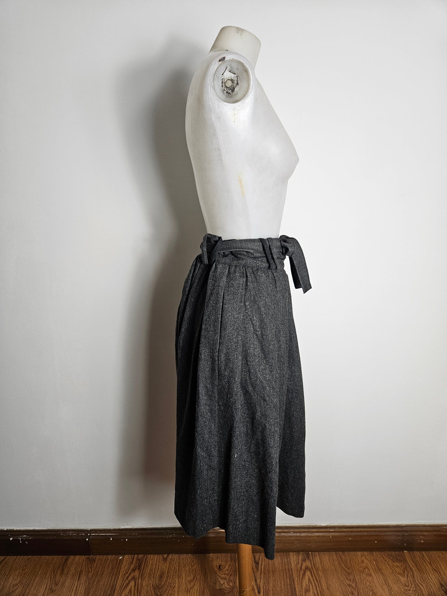 Jupe évasée grise