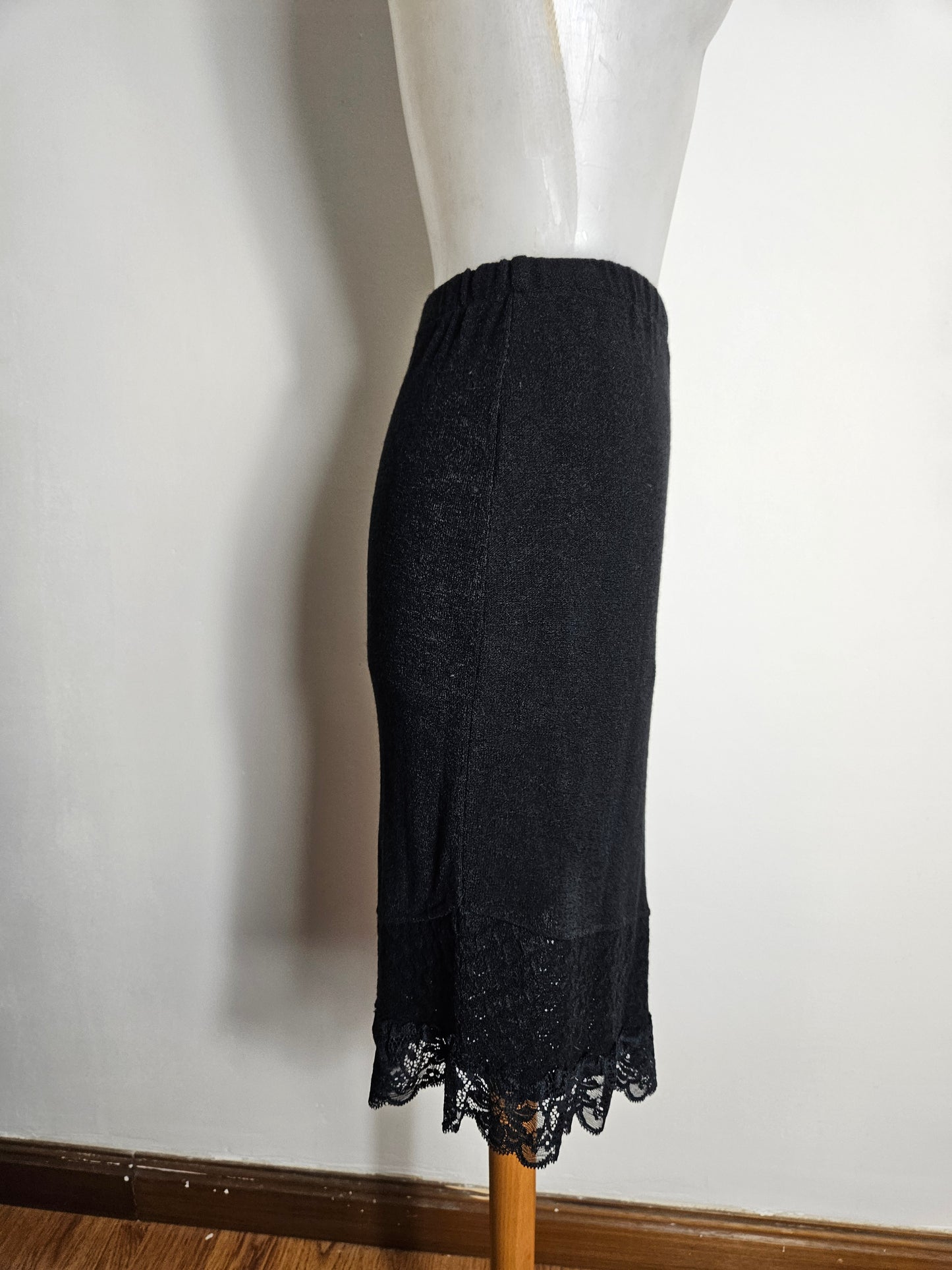 Black skirt with bow details