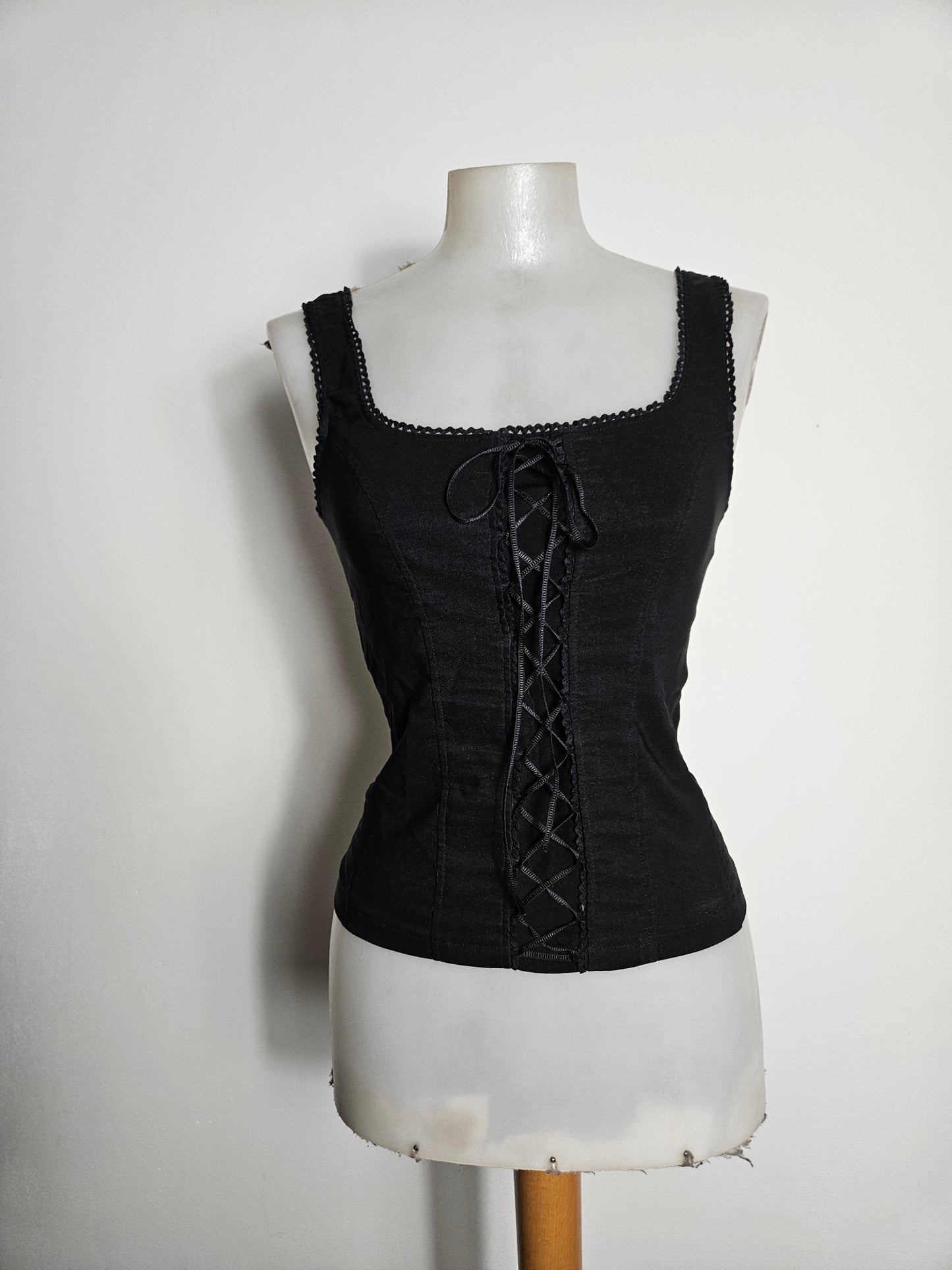 Haut esprit corset noir