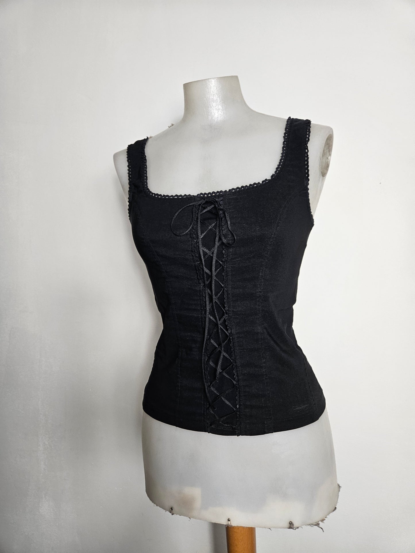 Haut esprit corset noir