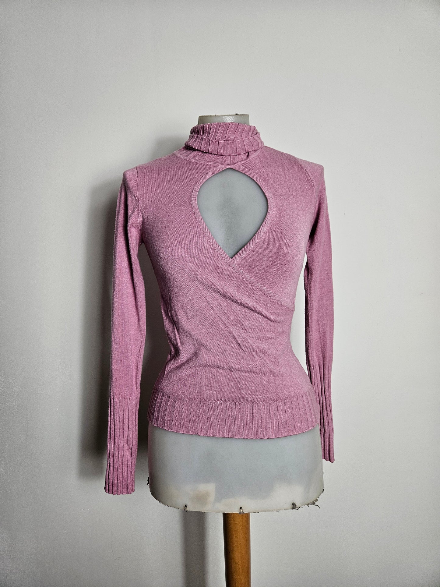 Pink cut-out sweater