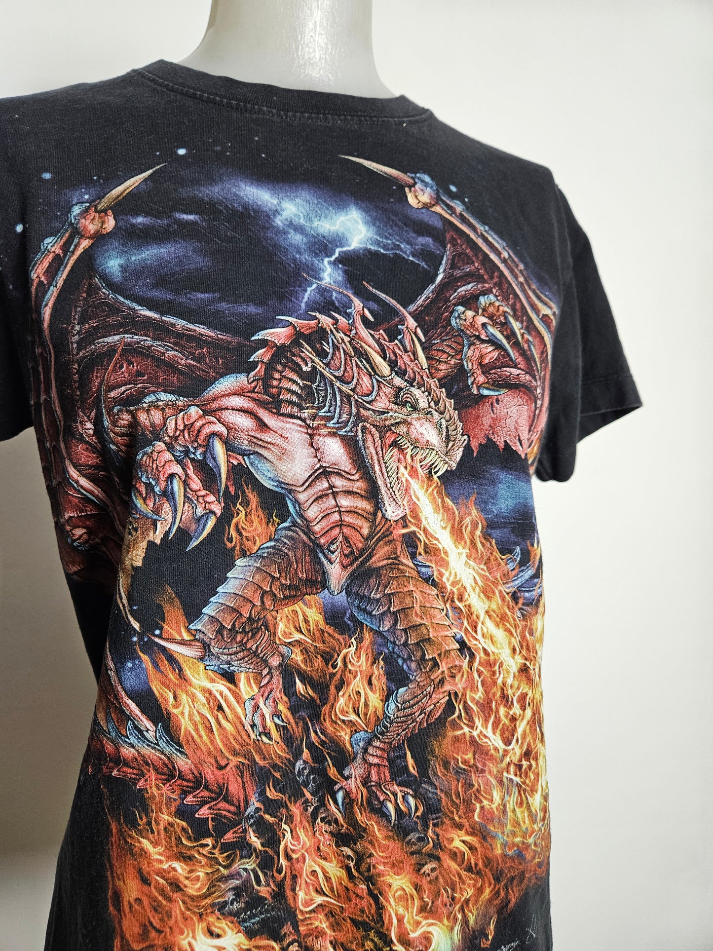 T shirt motif dragon