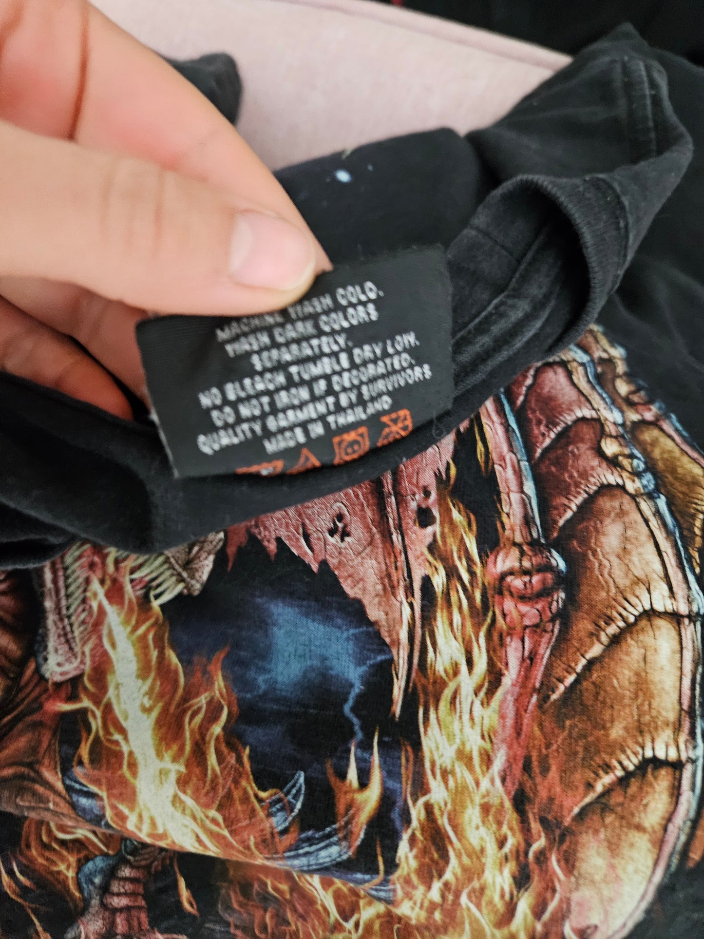 T shirt motif dragon