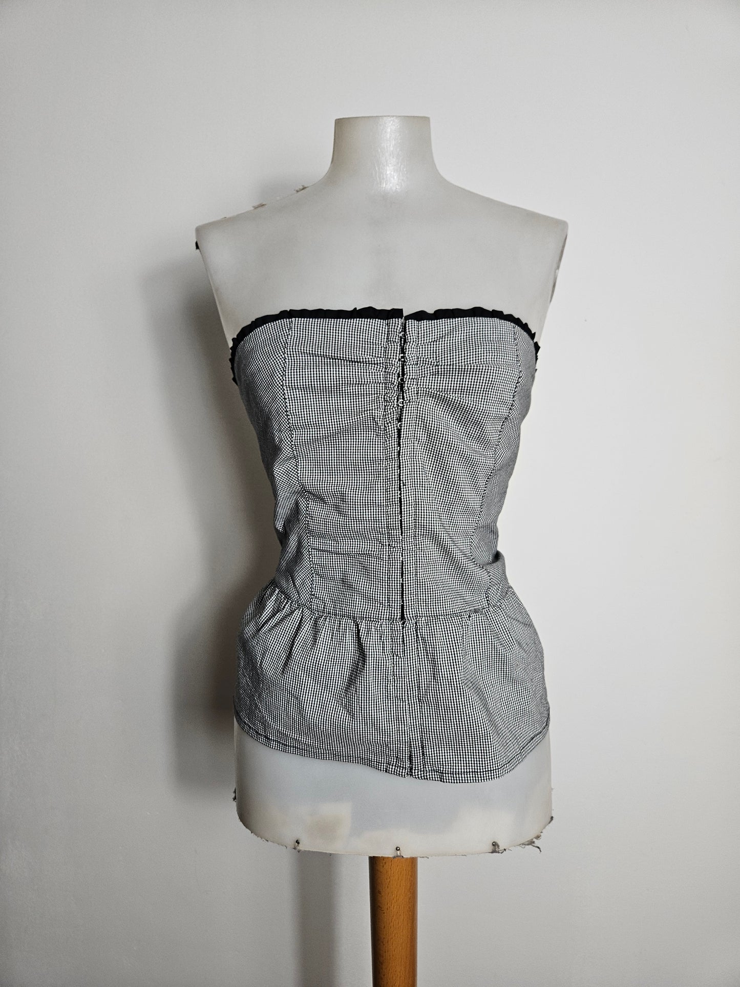 Bustier à carreaux noir et blanc