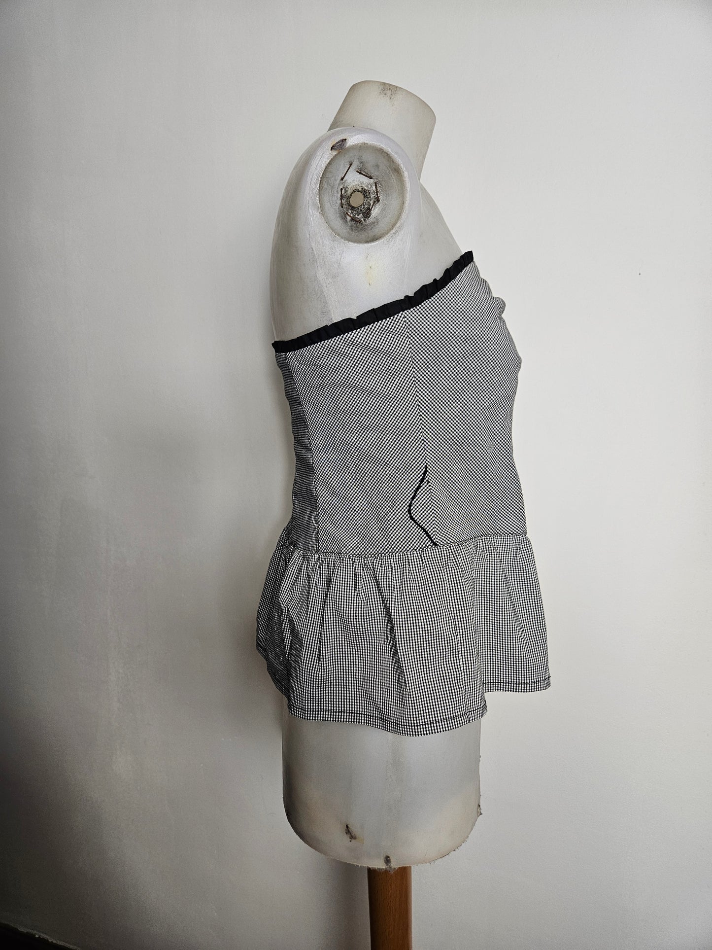 Bustier à carreaux noir et blanc