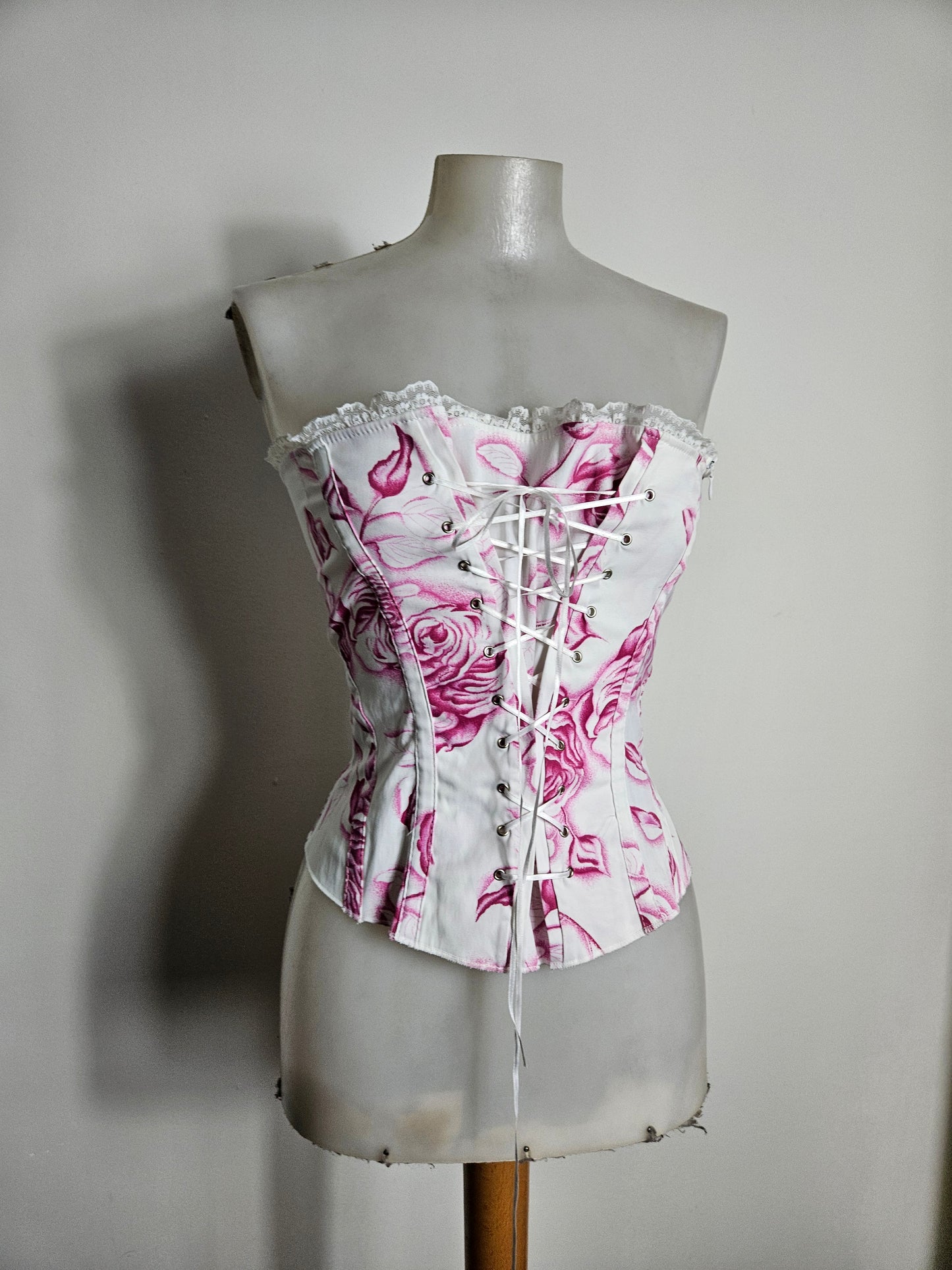 Bustier corset fleuri blanc et rose