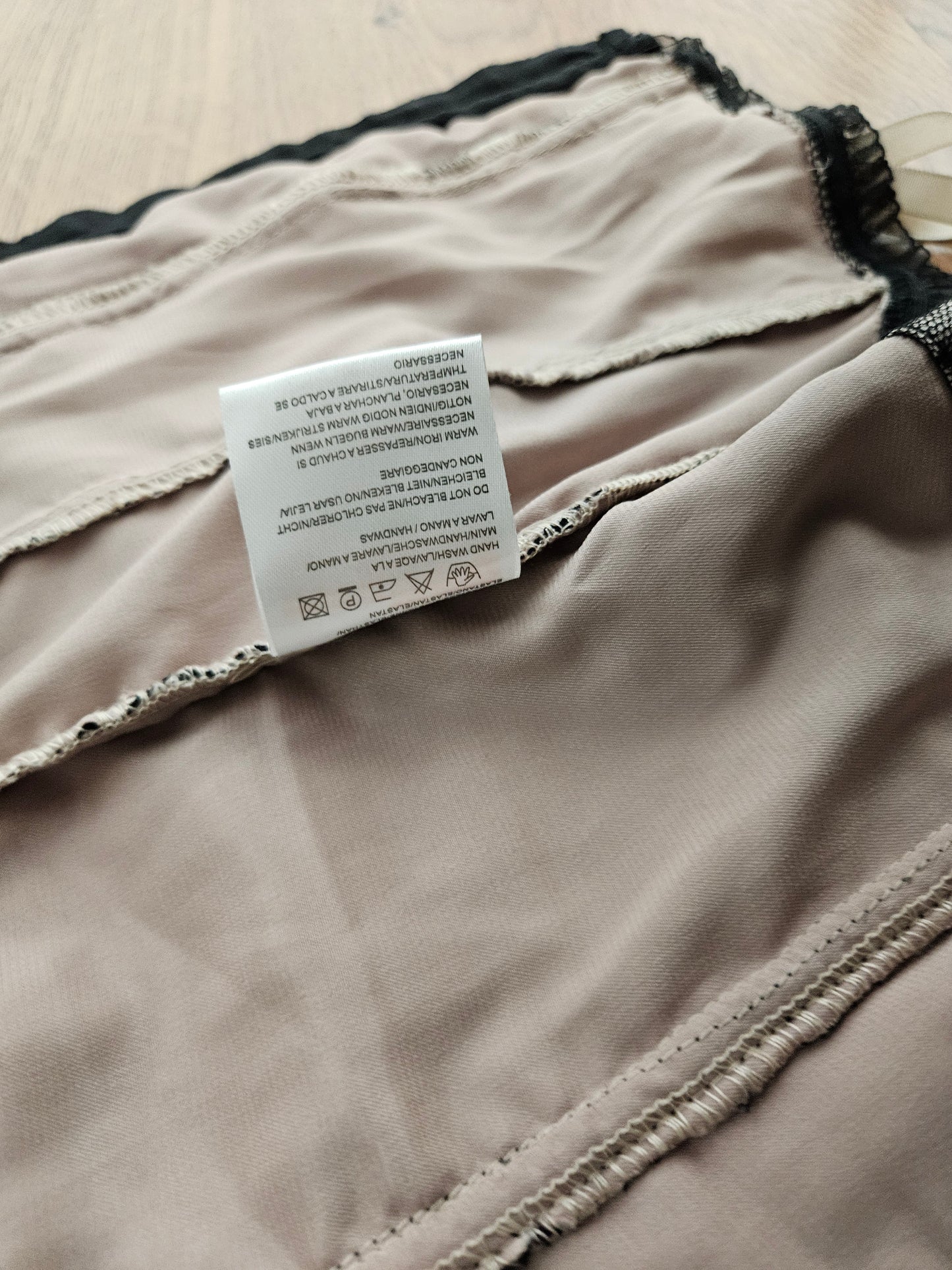 Bustier in voile and satin