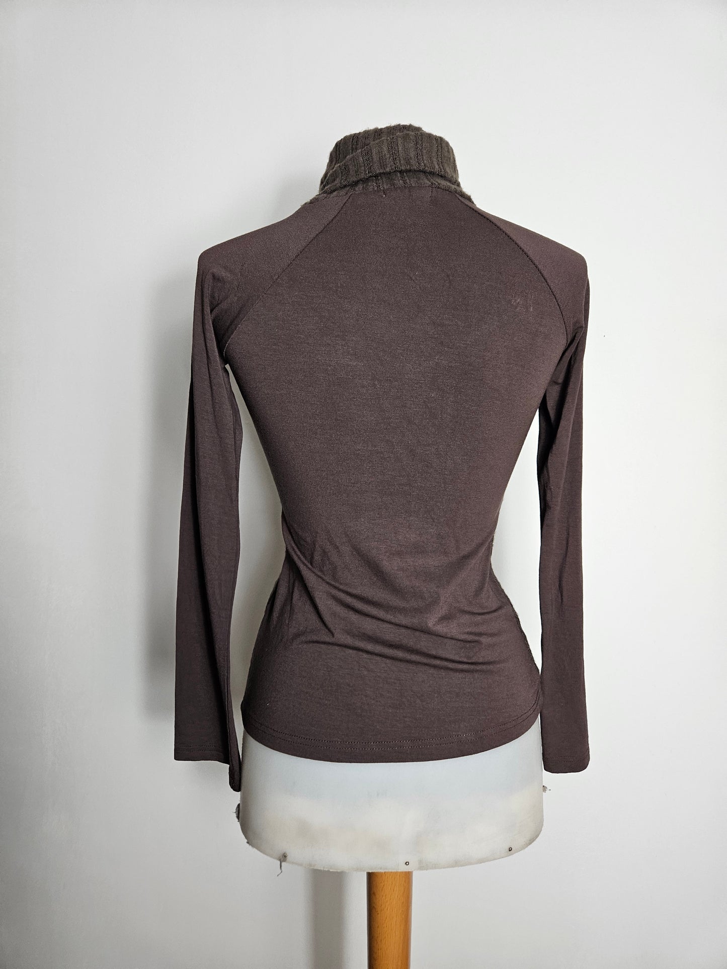 Pull moulant bi matière