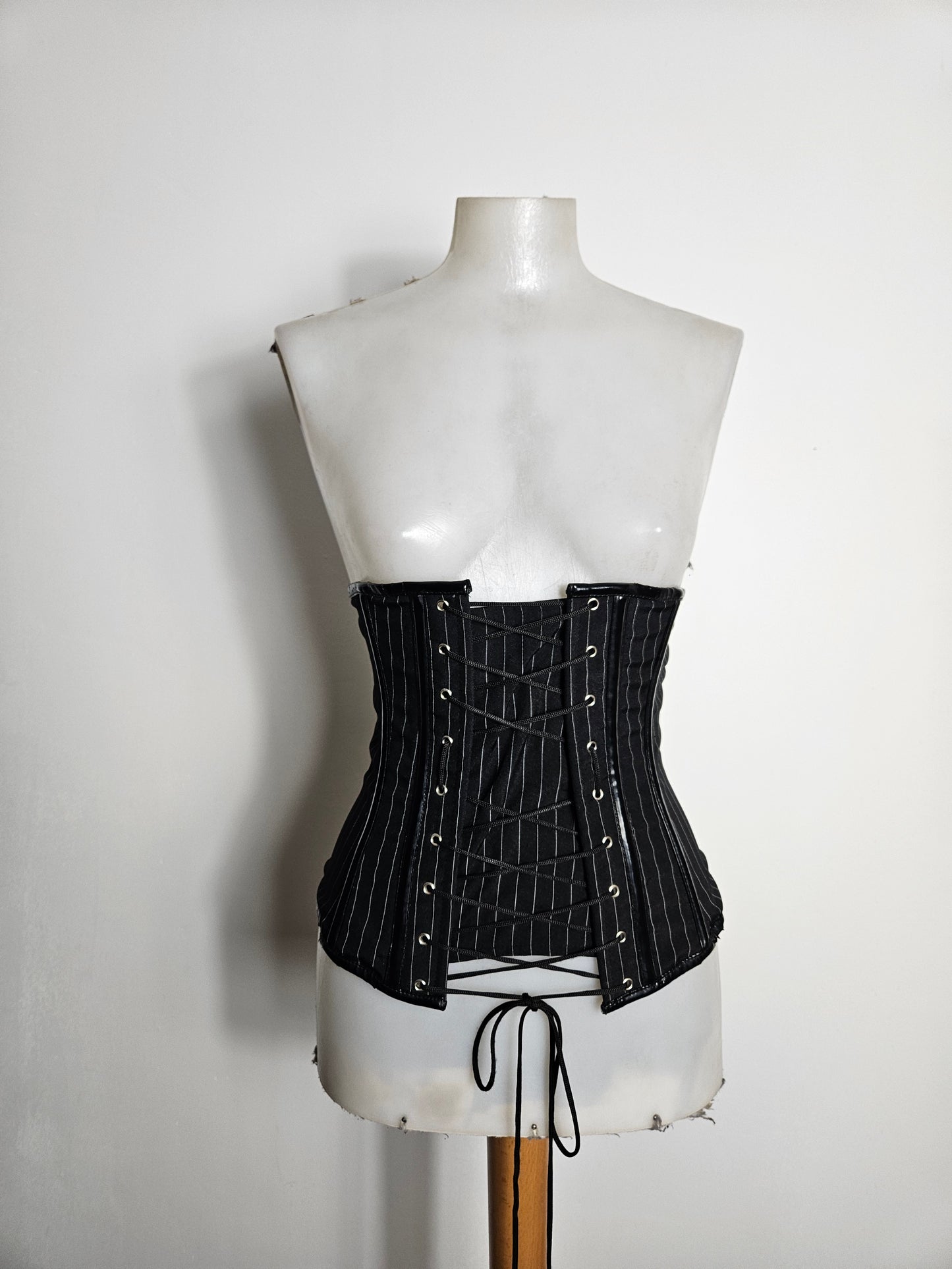 Ceinture corset rayé à laçage