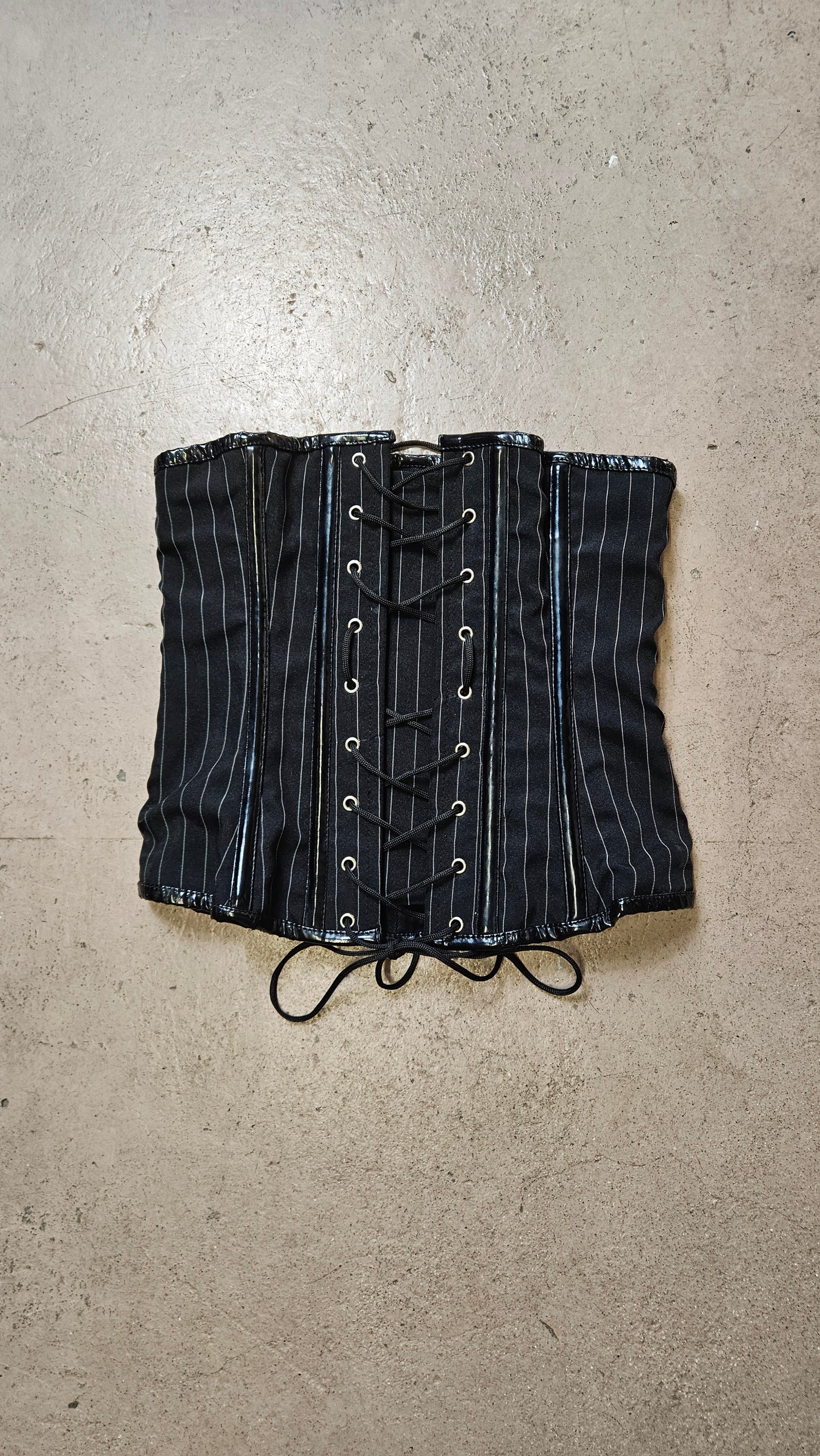 Ceinture corset rayé à laçage