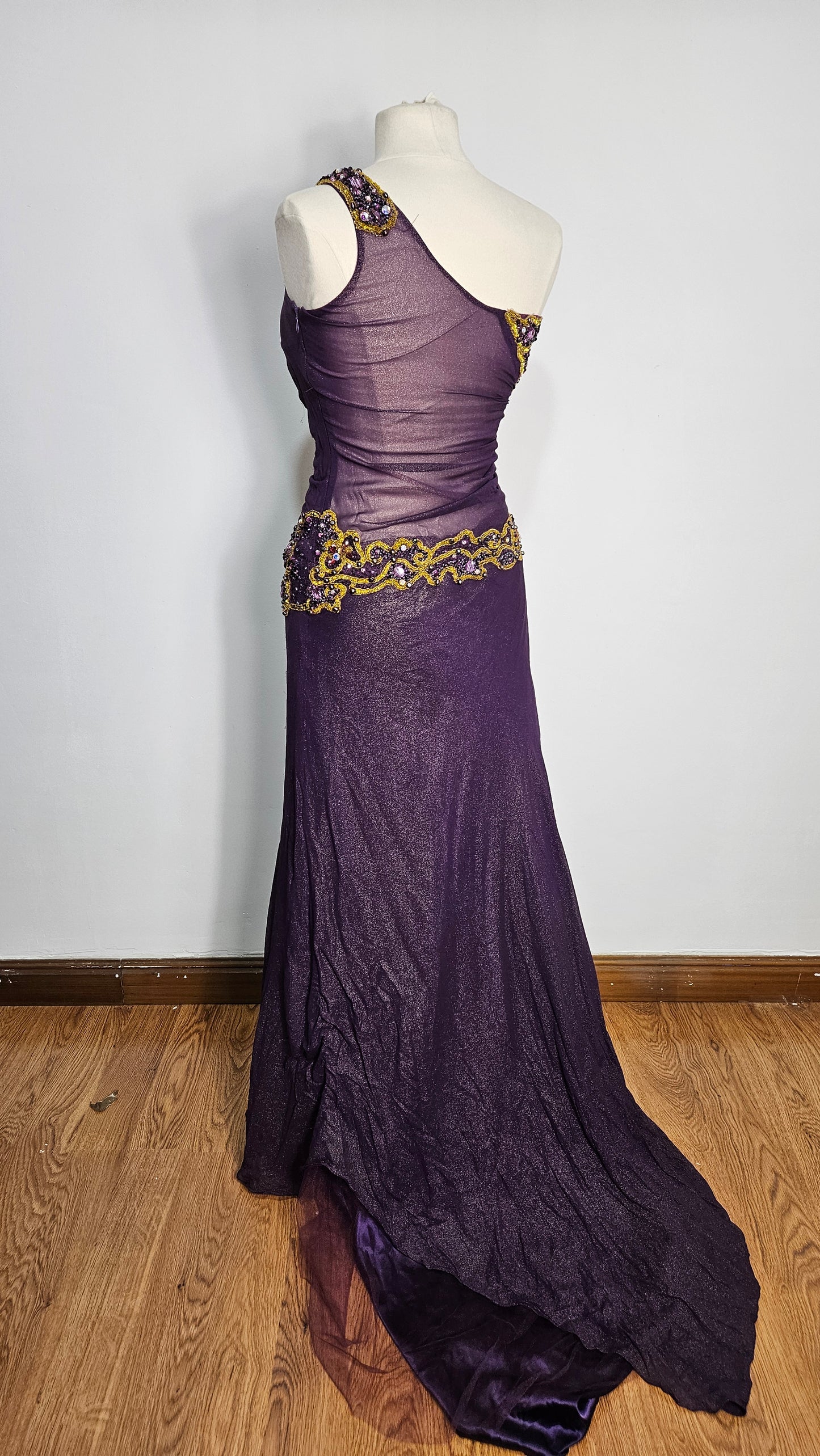 Maxi robe violette brodée