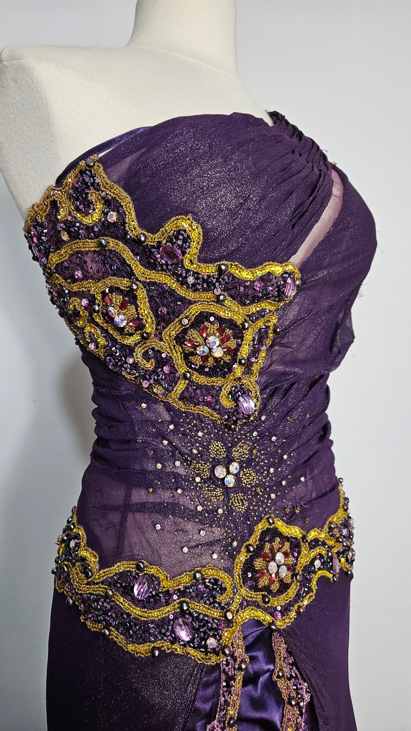 Maxi robe violette brodée