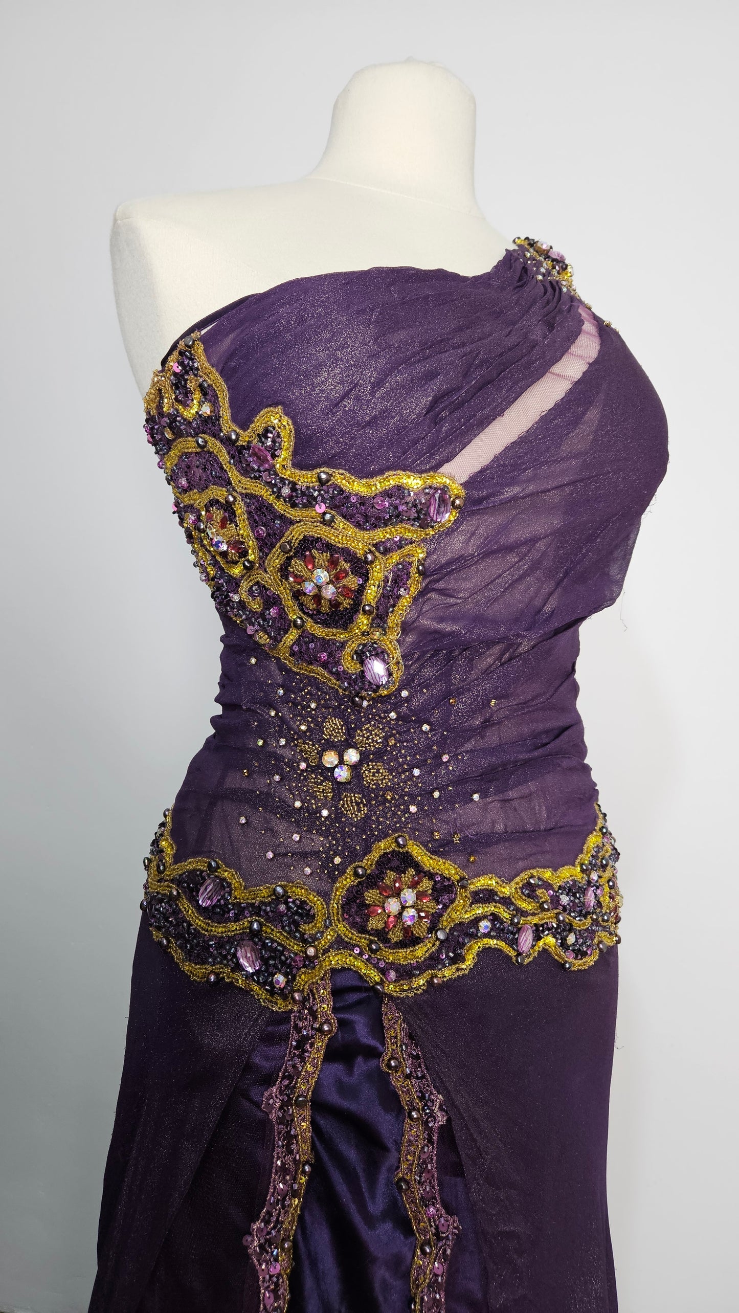 Maxi robe violette brodée