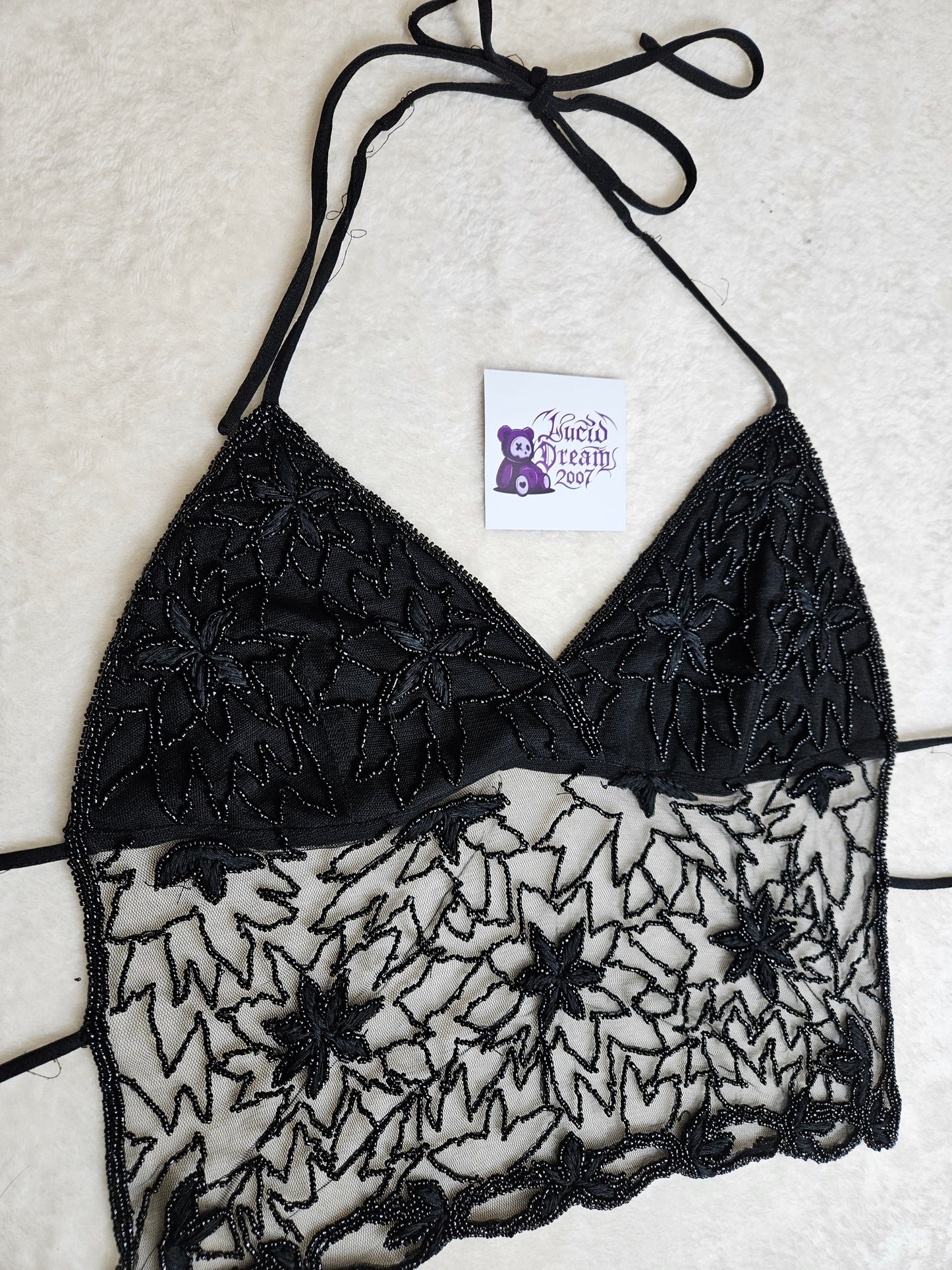 Dos nu brodé de perles