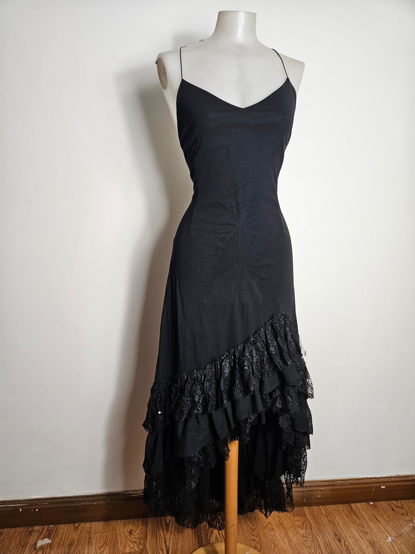 Long black backless dress